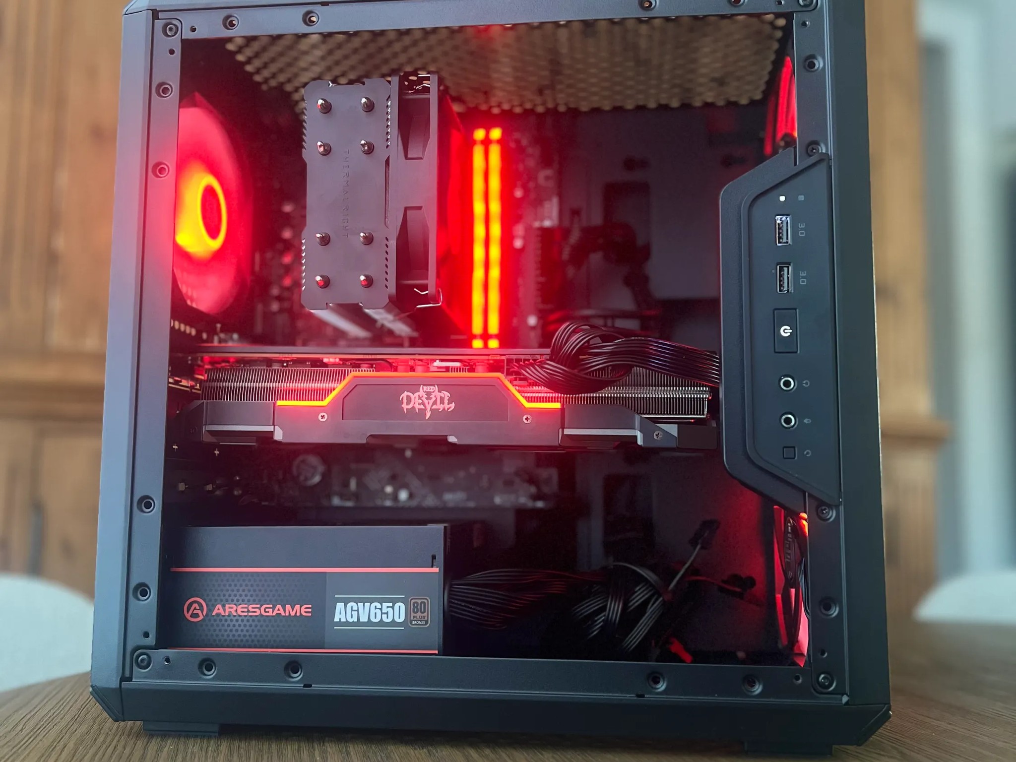 💪 Bang for your Buck! | RX 5700 XT + i5 12400f + 16 GB DDR4 3000MHz + 1TB SSD