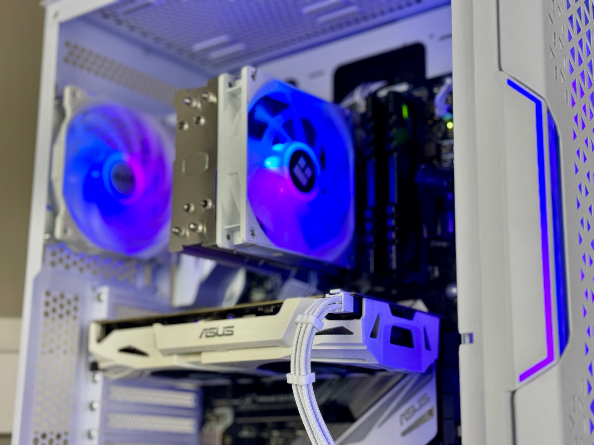 White Budget Beast! Intel i5 GTX 1060, 16GB 1080P Gaming/Streaming PC