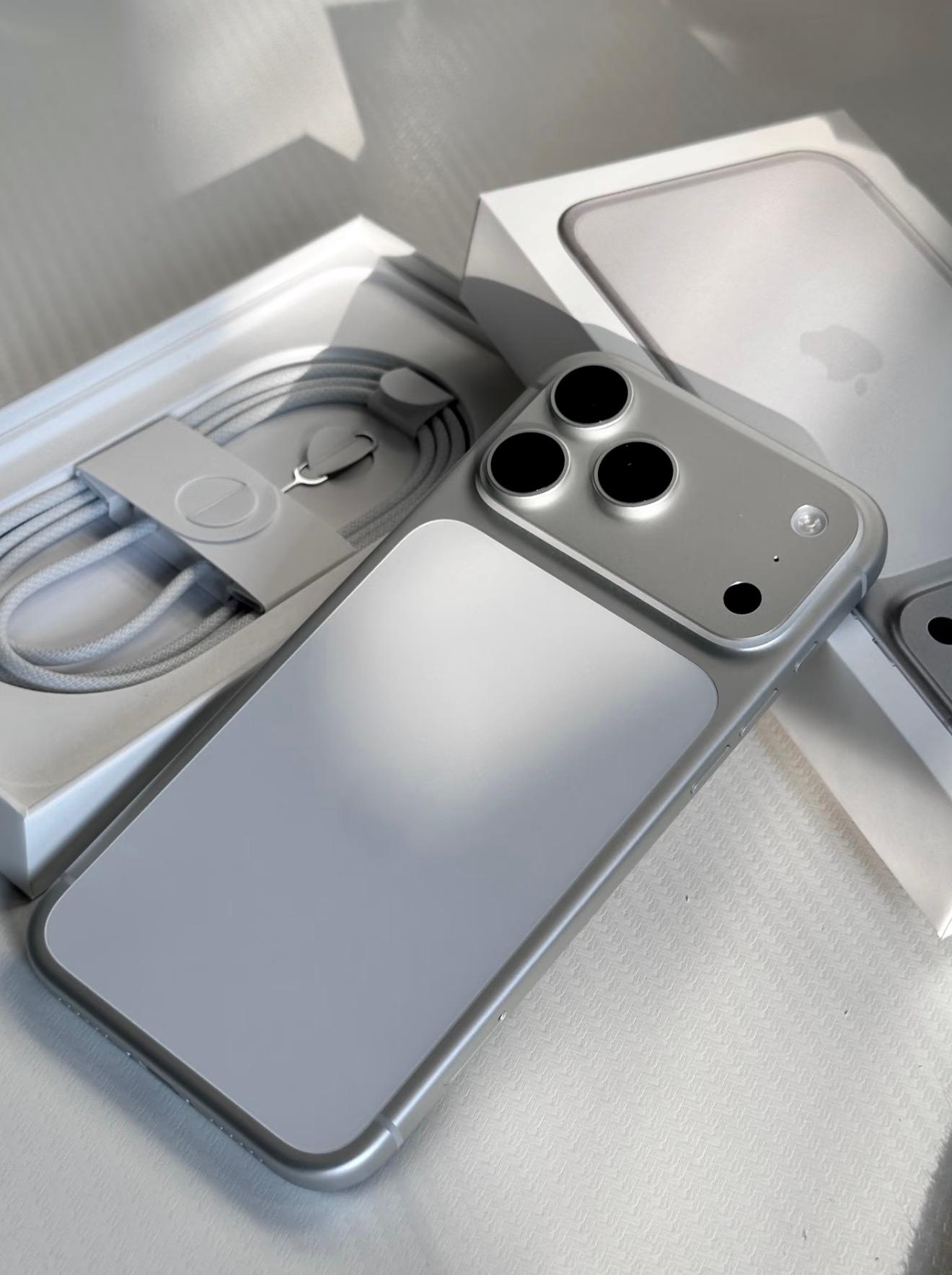 iPhone 17 Pro Max 1 TB Silver