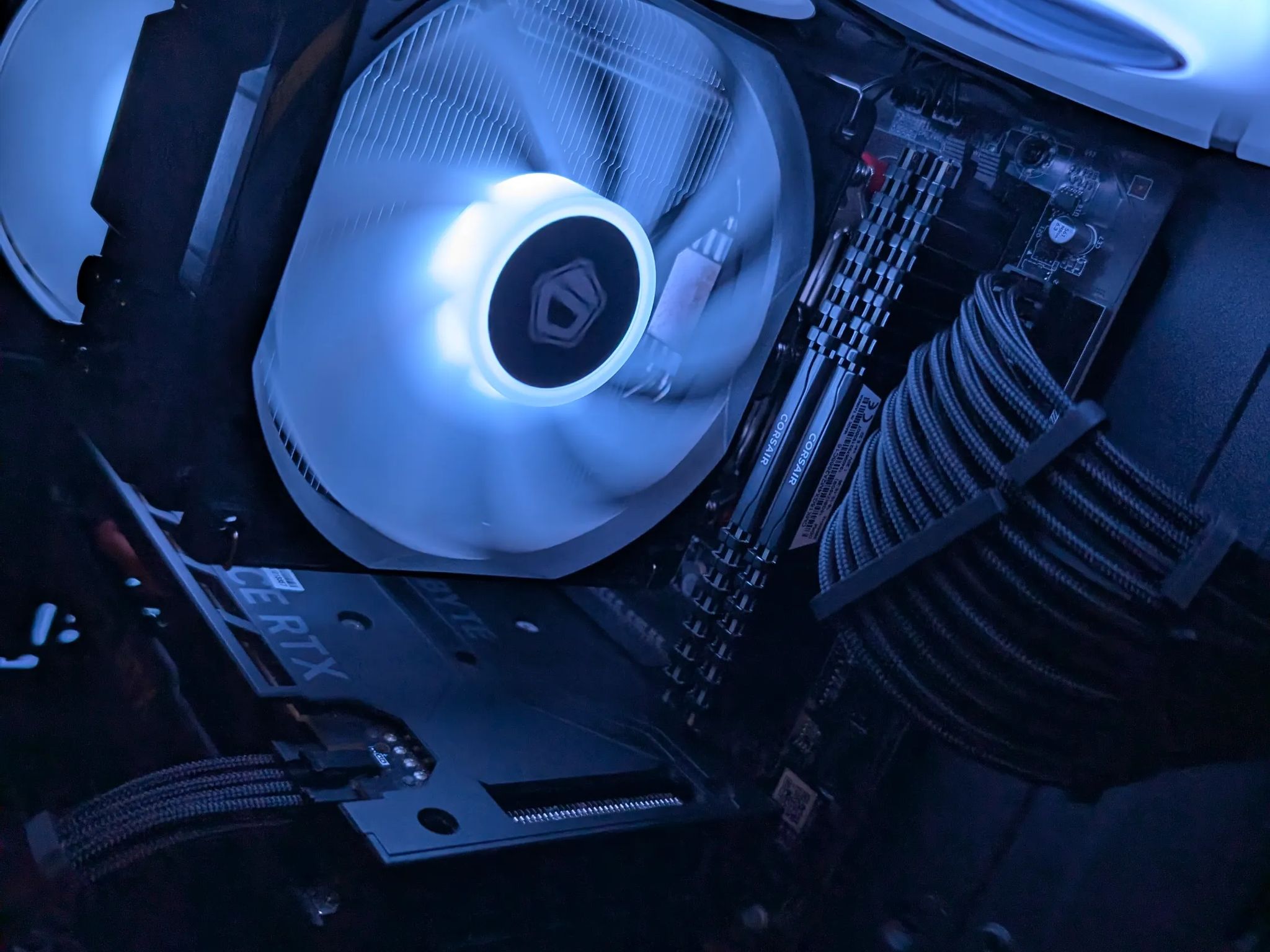 🔥RTX 4060, Ryzen 5 5600, 16 GB RAM, 1 TB Storage