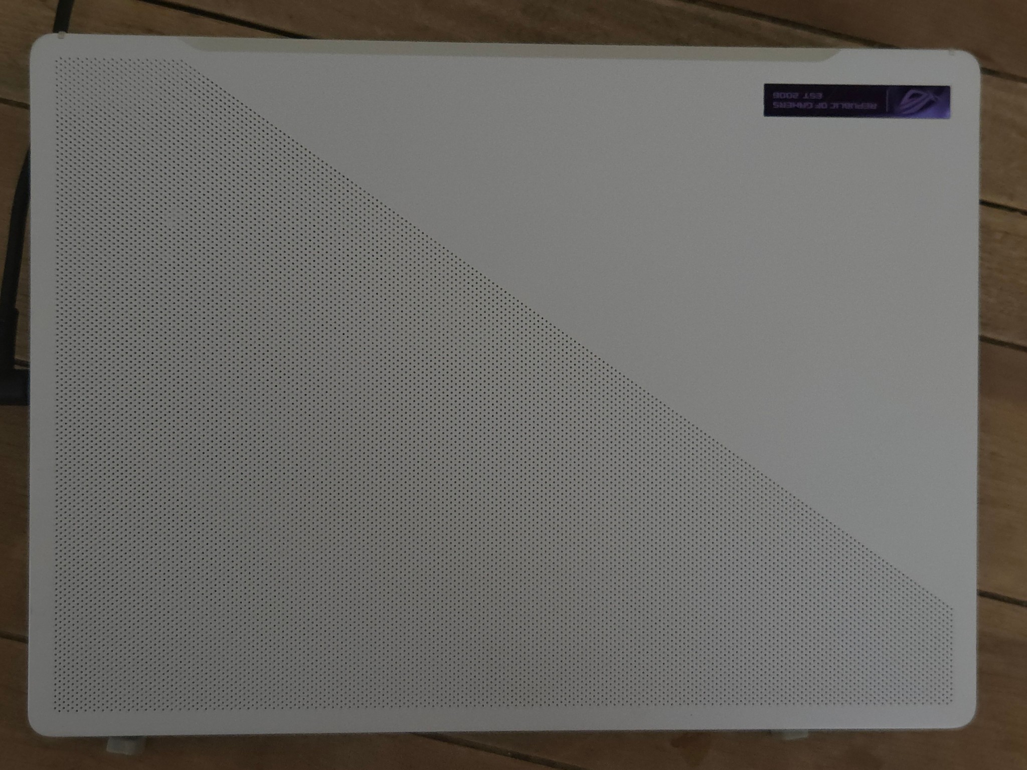 ASUS ROG Zephyrus G14 {2022} GA402RK Ryzen 9 6900HS / RX 6800S / 24GB / 1TB