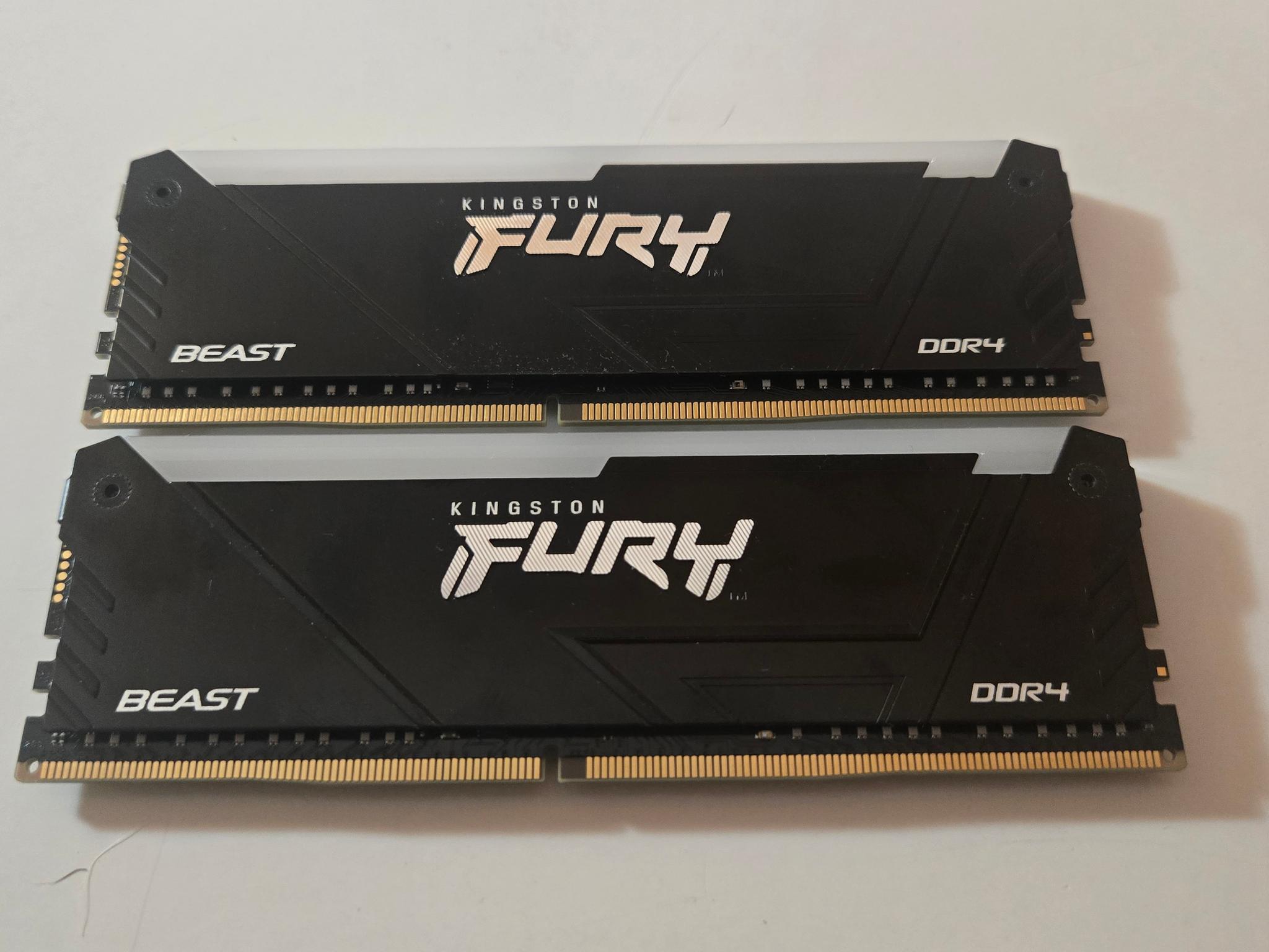 Kingston Fury Beast RGB 16GB DDR4-3600 (2x8GB)