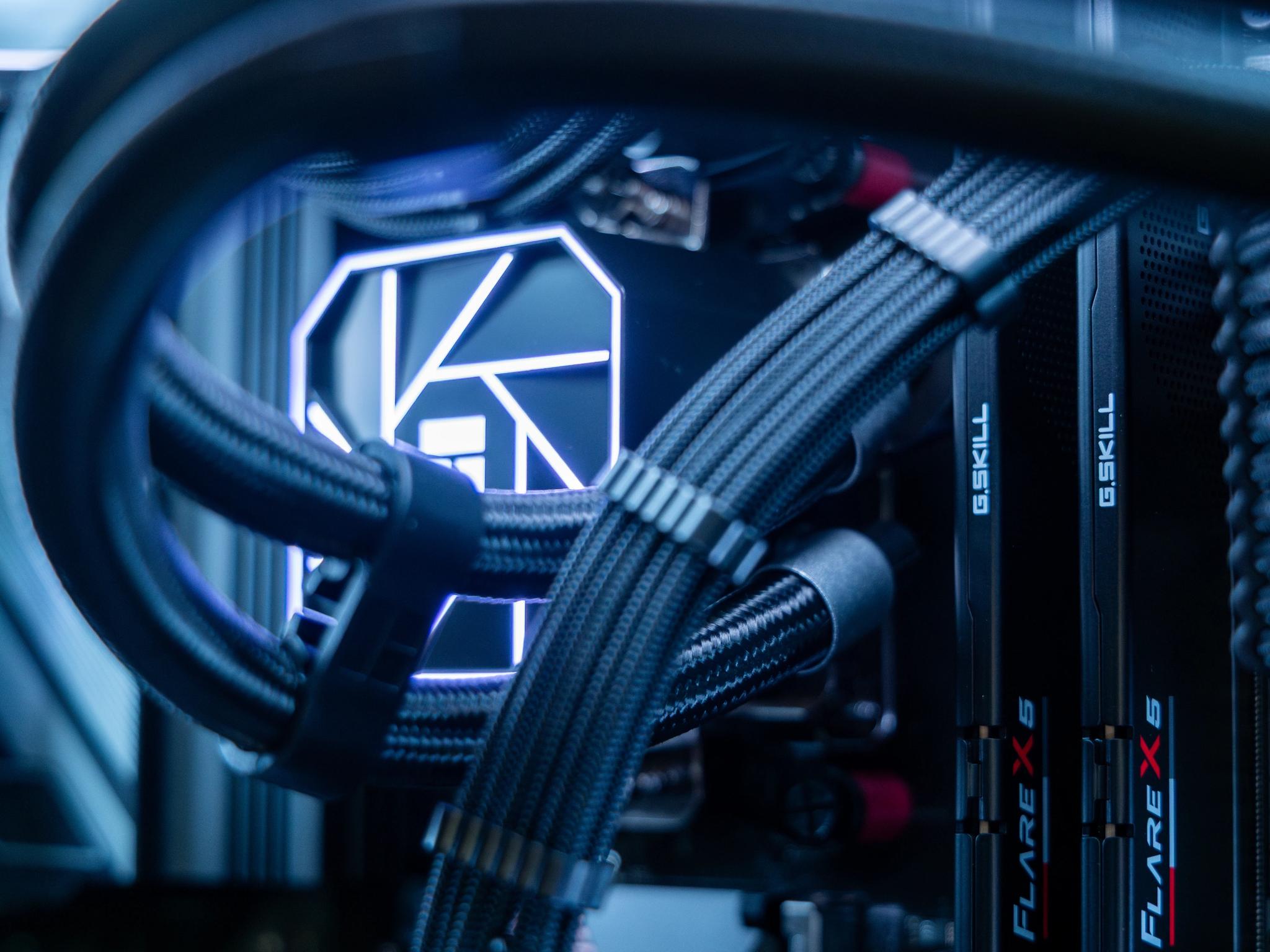☄️ Onyx 2.0 ☄️ RTX 5070ti / AMD R7 9700X / 2TB NVME / 32GB DDR5 RAM / 360 AIO / Windows 11 Pro