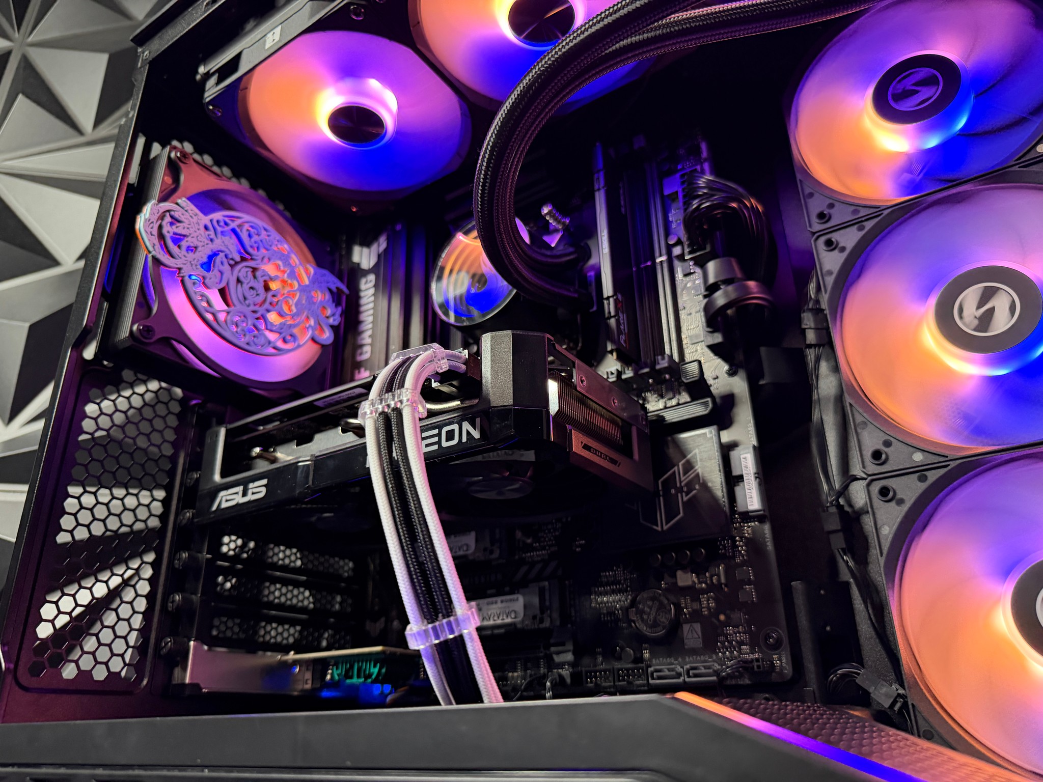 🔥🐉 XY GAMER 🐉🔥Ryzen 5 7600X3D| 9060XT 16 GB | 1.5 TB NVMe| 16 GB DDR5| 650W Gold PSU