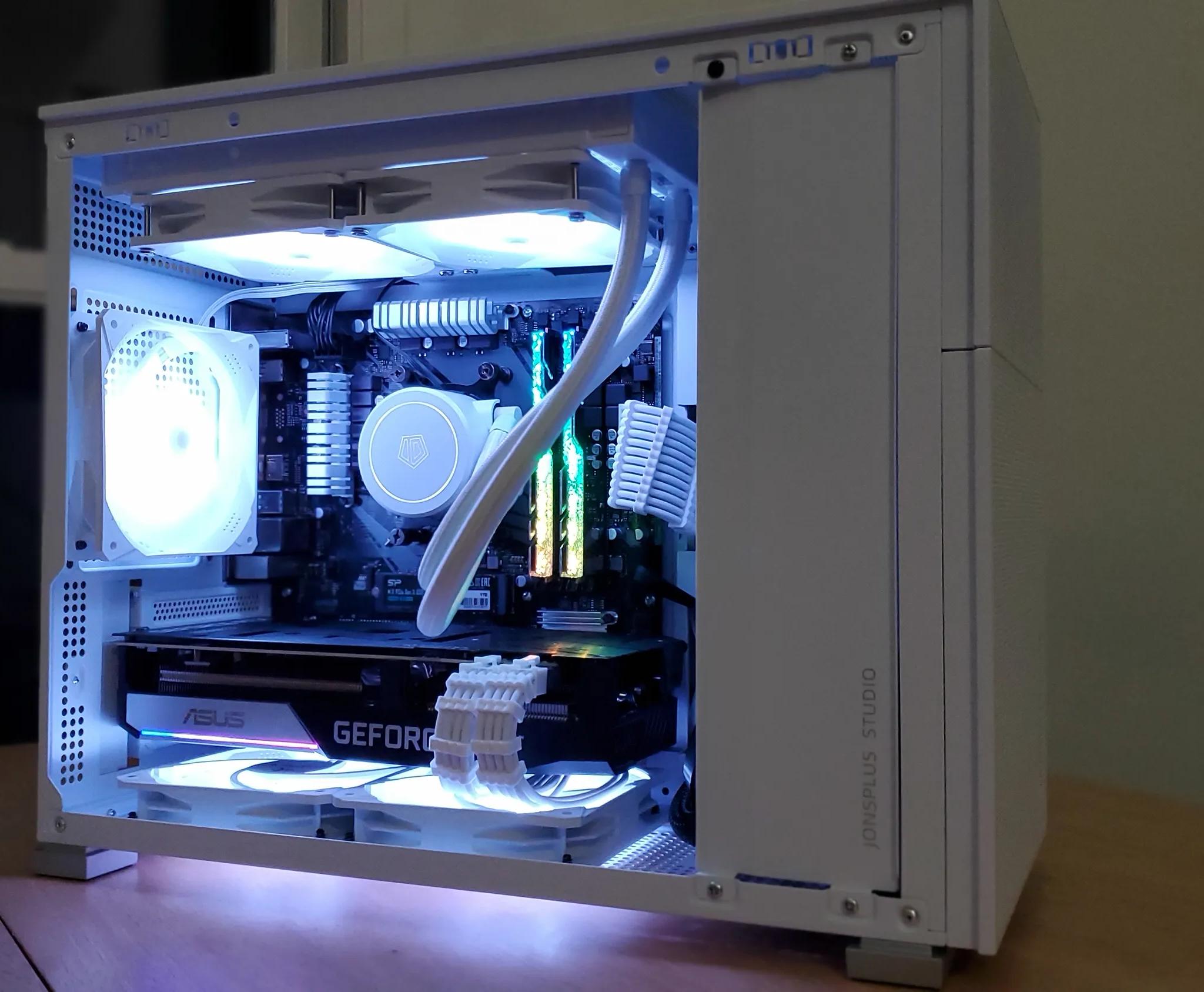   RTX 3070 Ryzen 7 SFF Gaming/Streaming PC