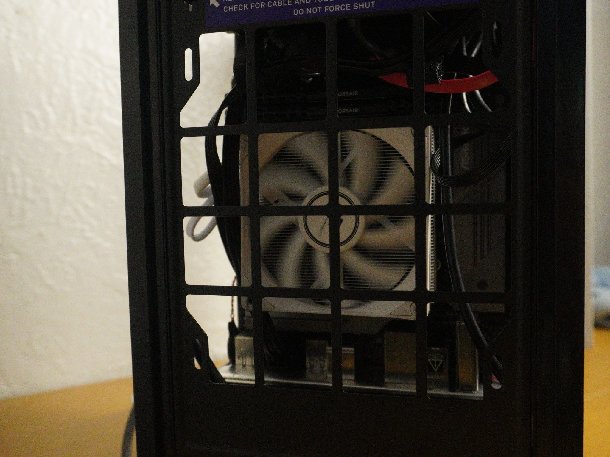 Looming Tower | RTX 5060 TI 8G | RYZEN 5 5600 | 16GB DDR4 | 640G SSD | Windows 11 | WIFI & BT