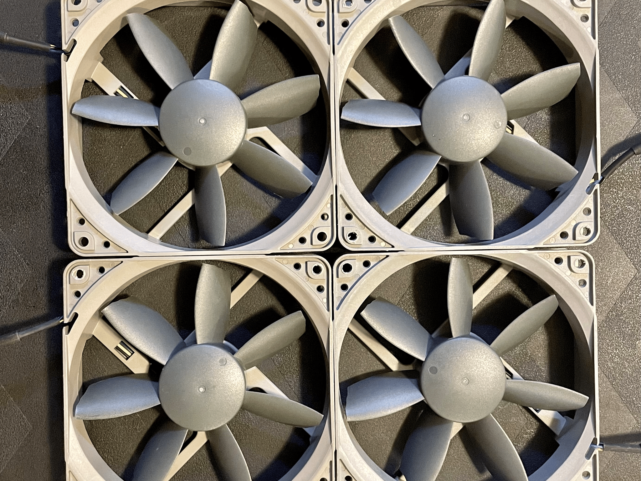 4 Quiet Noctua NF-S12B redux-1200 PWM High Performance Cooling Fans, 4-Pin (120mm, Grey) (Like New)