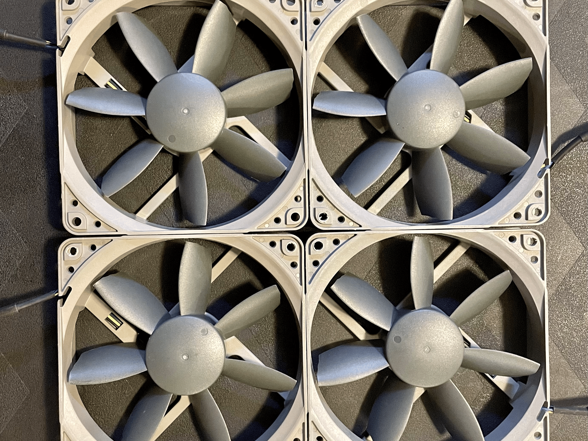 4 Quiet Noctua NF-S12B redux-1200 PWM High Performance Cooling Fans, 4-Pin (120mm, Grey) (Like New)