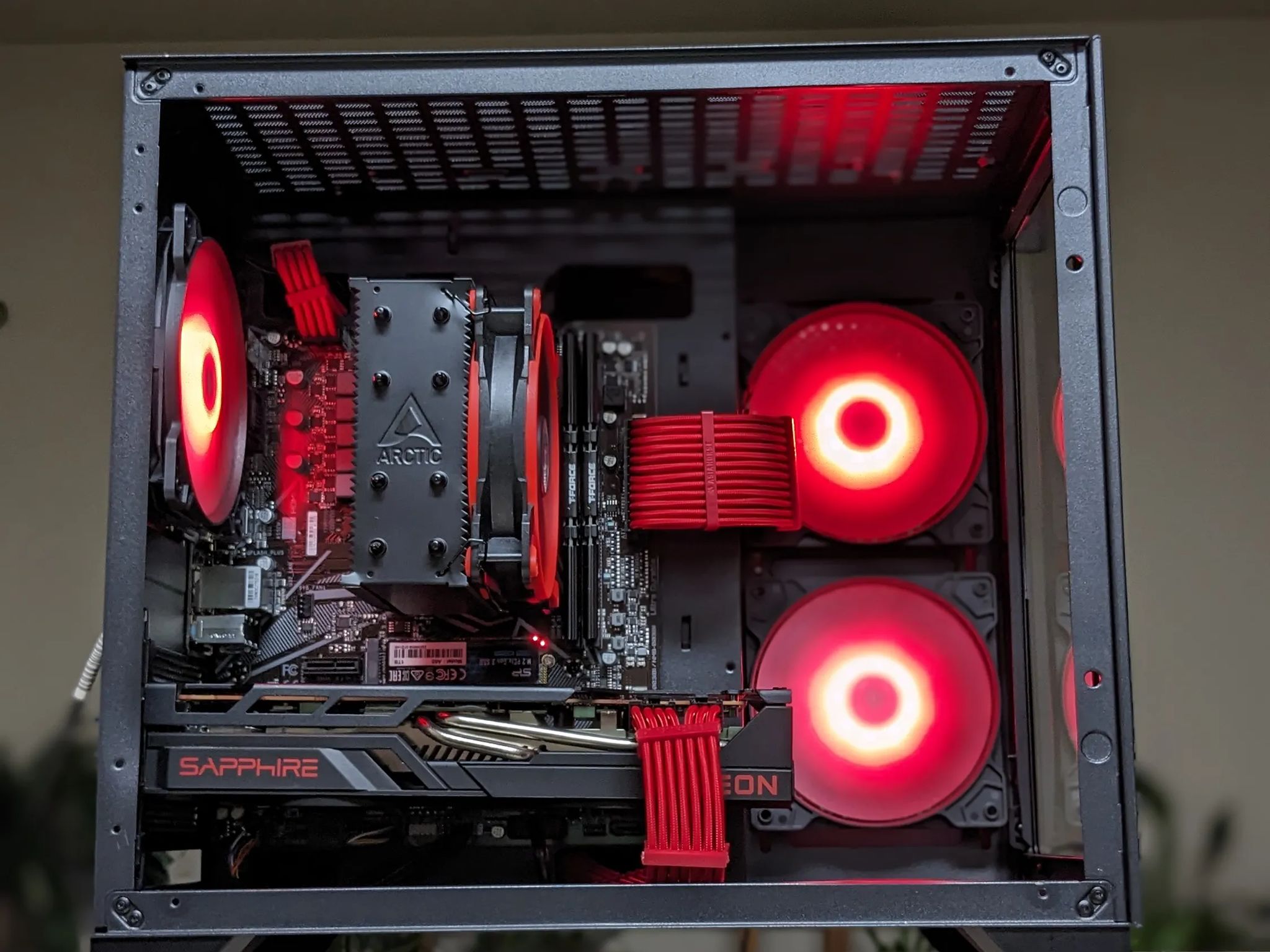 Mid Range Ryzen Gaming PC - Ryzen 5 3600 - RX 6700 XT
