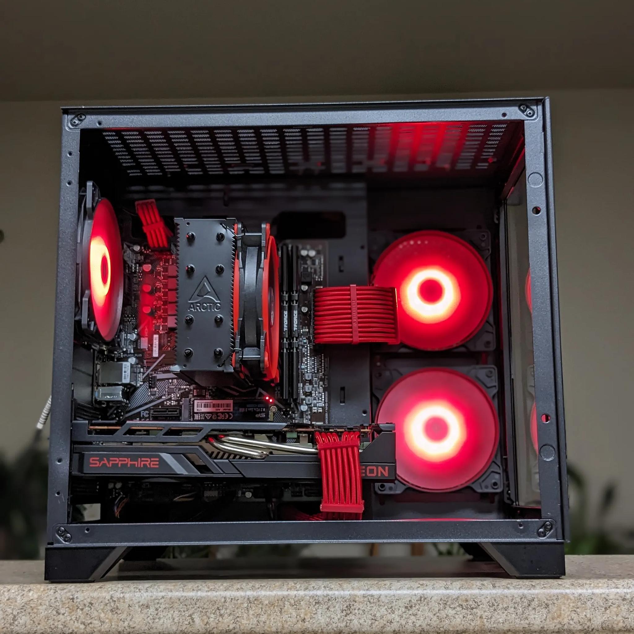 Mid Range Ryzen Gaming PC - Ryzen 5 3600 - RX 6700 XT