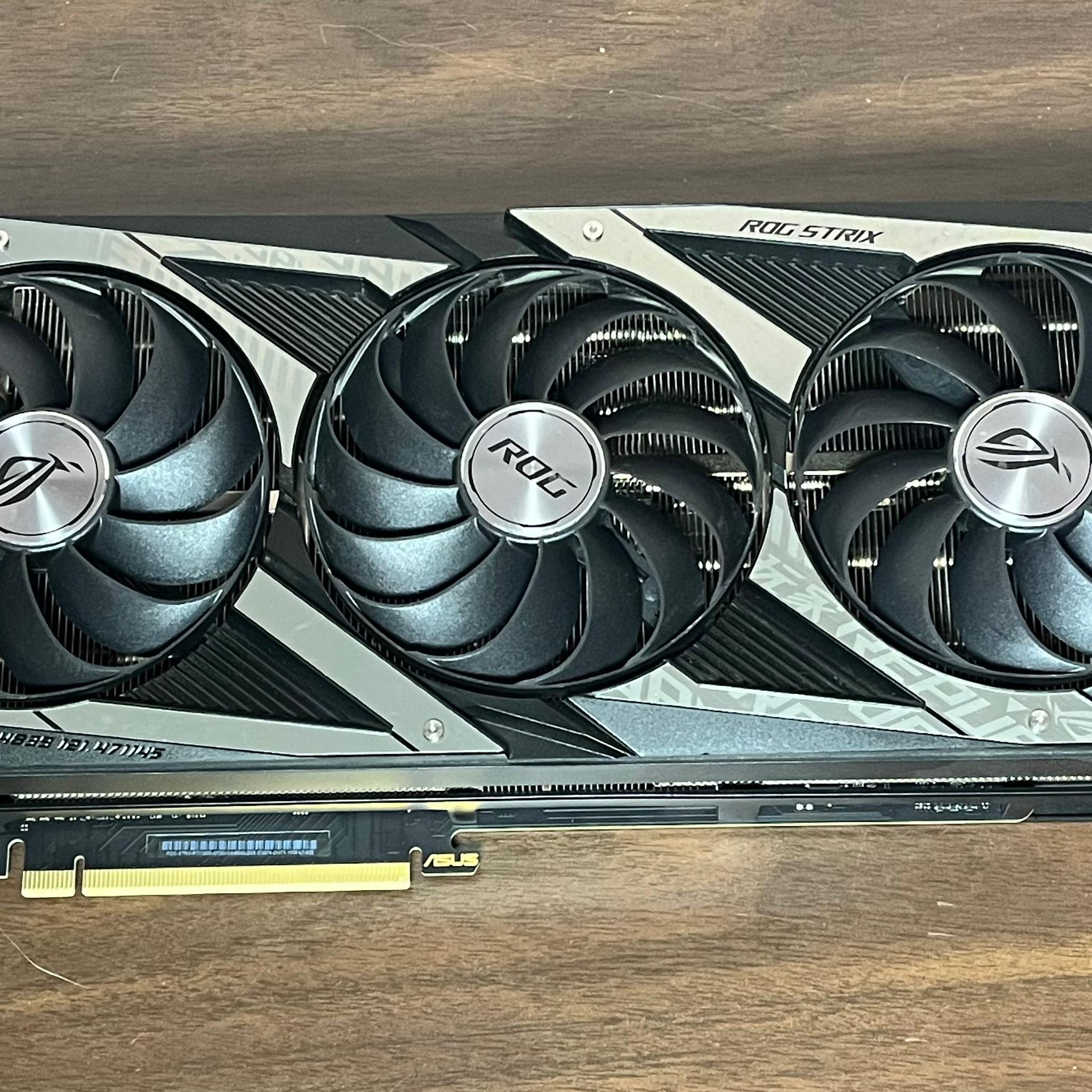 ROG STRIX GAMING OC GeForce RTX 3080 12GB | Includes Original Box and Accessories