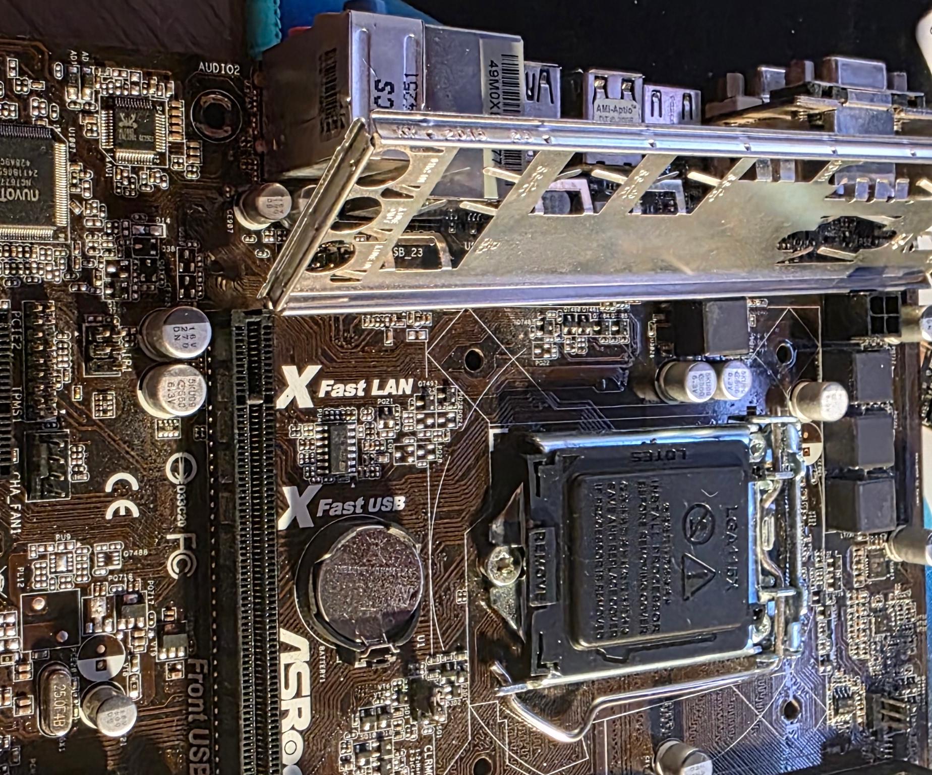 Asrock H81M-HDS