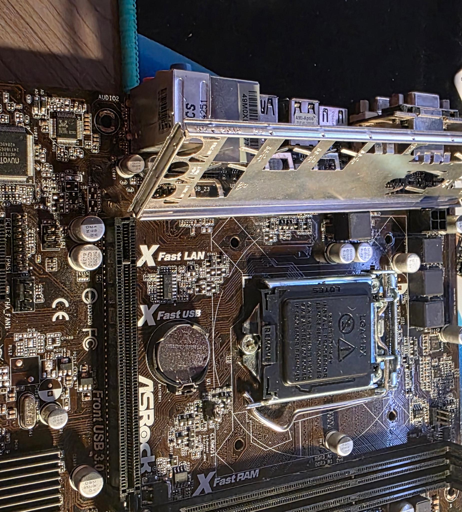 Asrock H81M-HDS