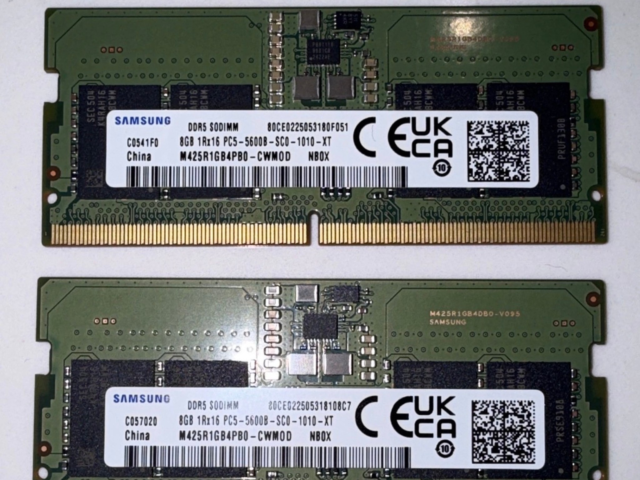 Samsung 16GB (2x8GB) DDR5-5600 PC5-5600B 262-Pin SO-DIMM RAM