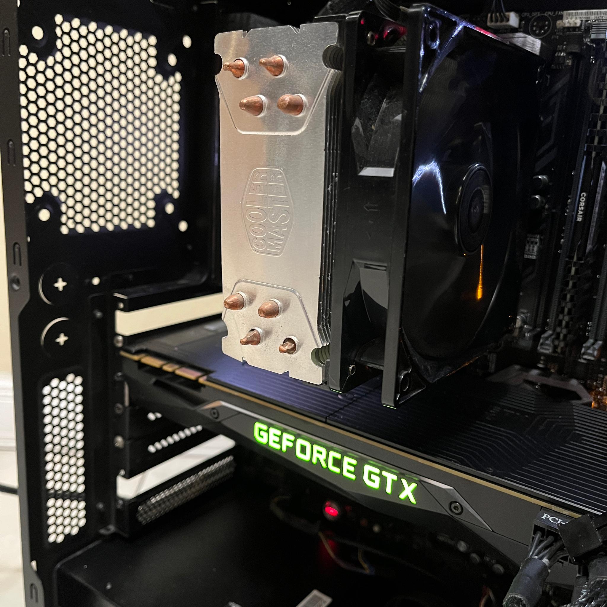 🟠🔥NVIDIA GTX Titan X Pascal, Intel i7-7700K, 16GB RAM, 1.2 TB Storage, High FPS Custom Gaming PC