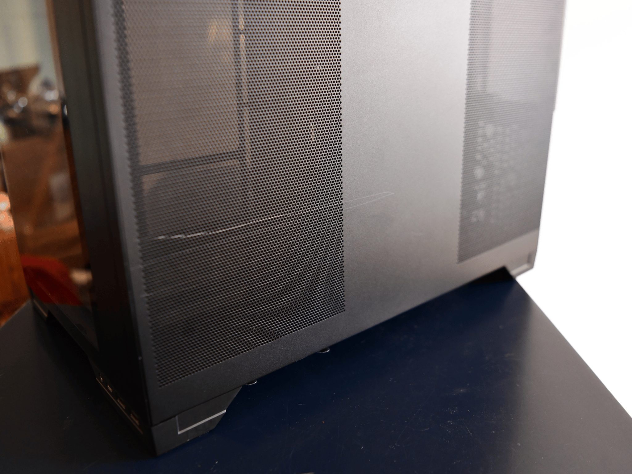 Lian Li O11 Vision Compact — Used, Light Wear, Missing Some Parts