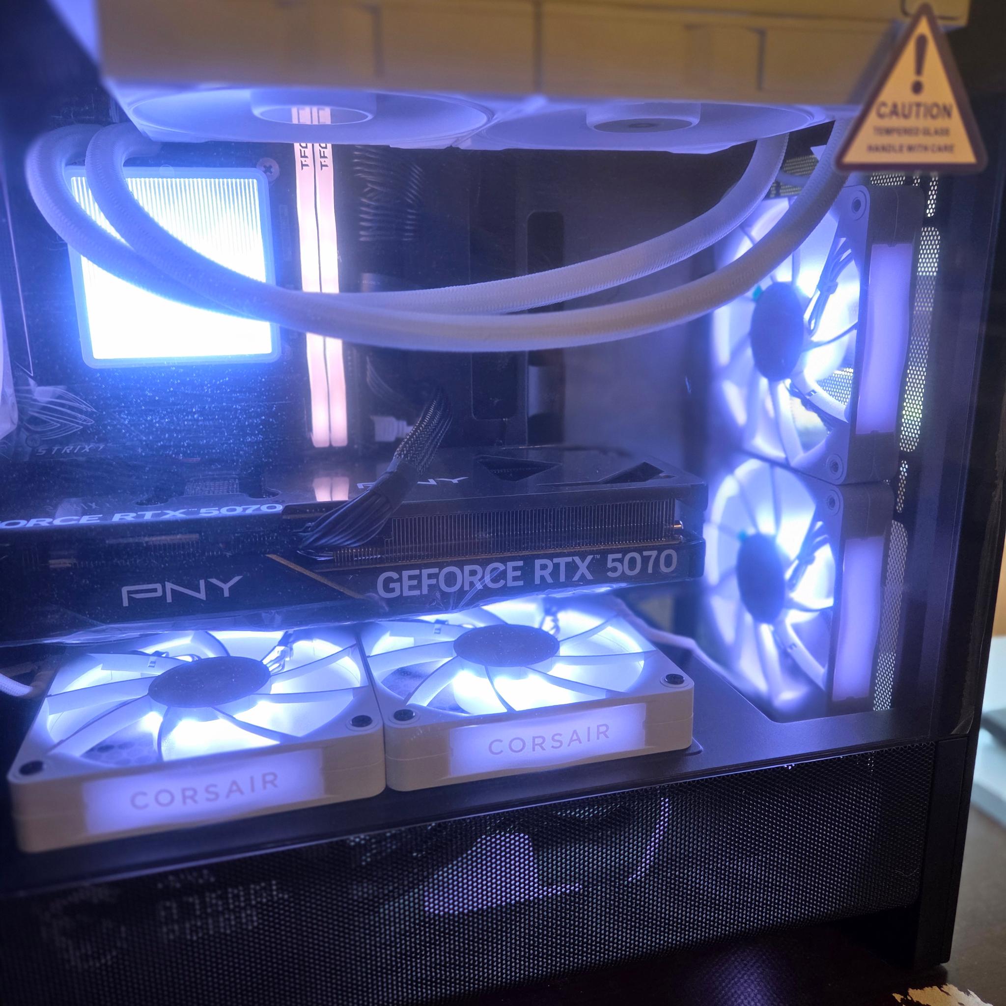 I5 14th Gen CPU pny rtx 5070 12GB oc triple fan 16gb team force delta rgb 6000mhz 2 tb ssd