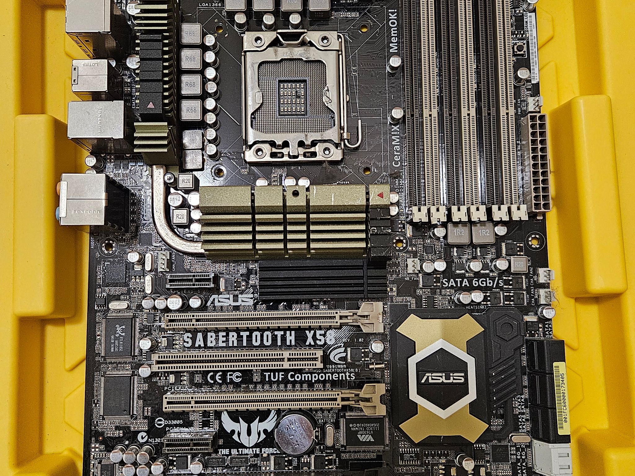 ASUS Sabertooth X58 TUF Motherboard PC AS -IS Untest Parts or Repair LGA1366
