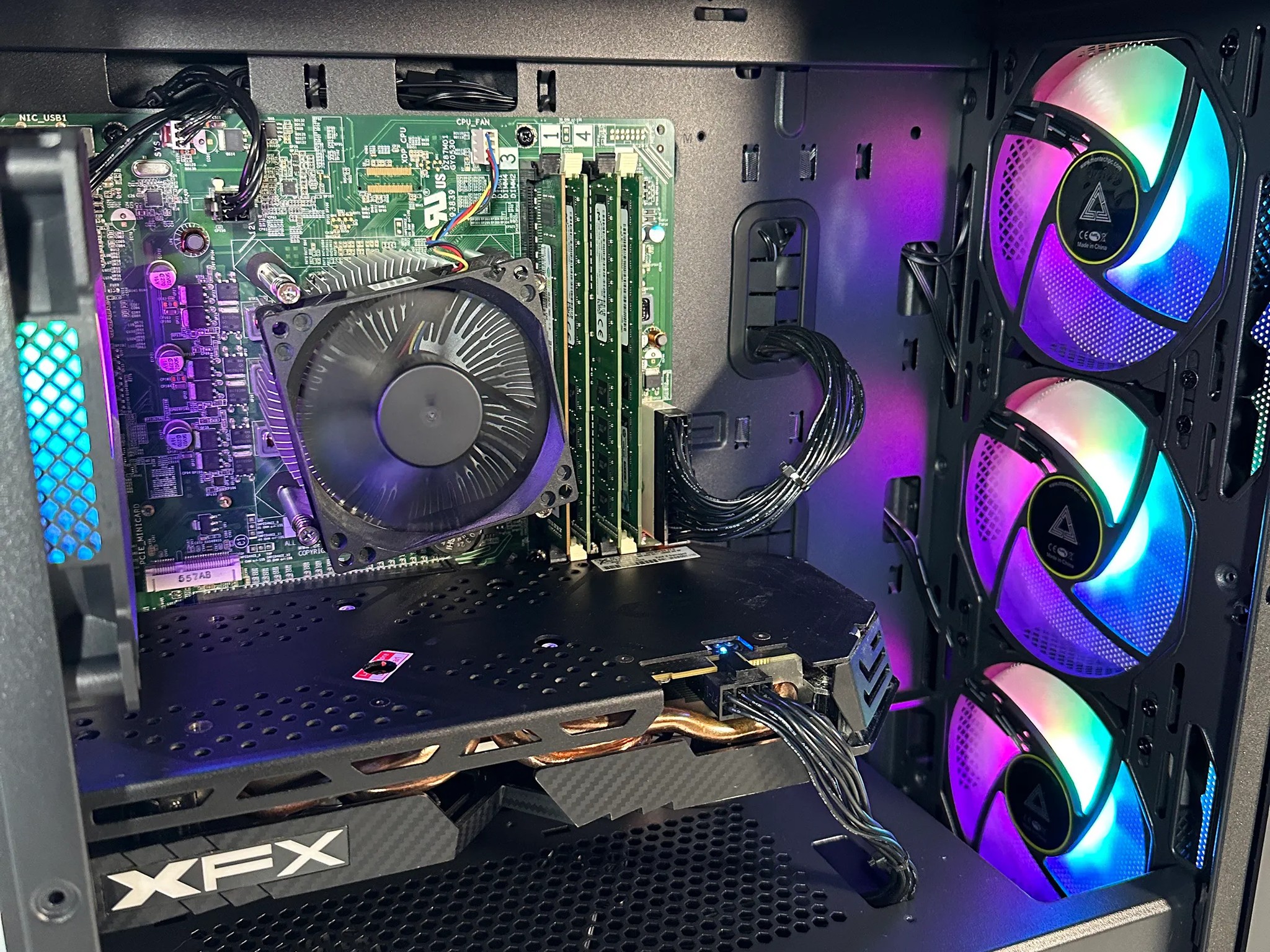 Intel i7 4790/AMD RX 580 8GB Custom RGB Gaming PC BundleW/Keyboard/Mouse/Headset & Mic