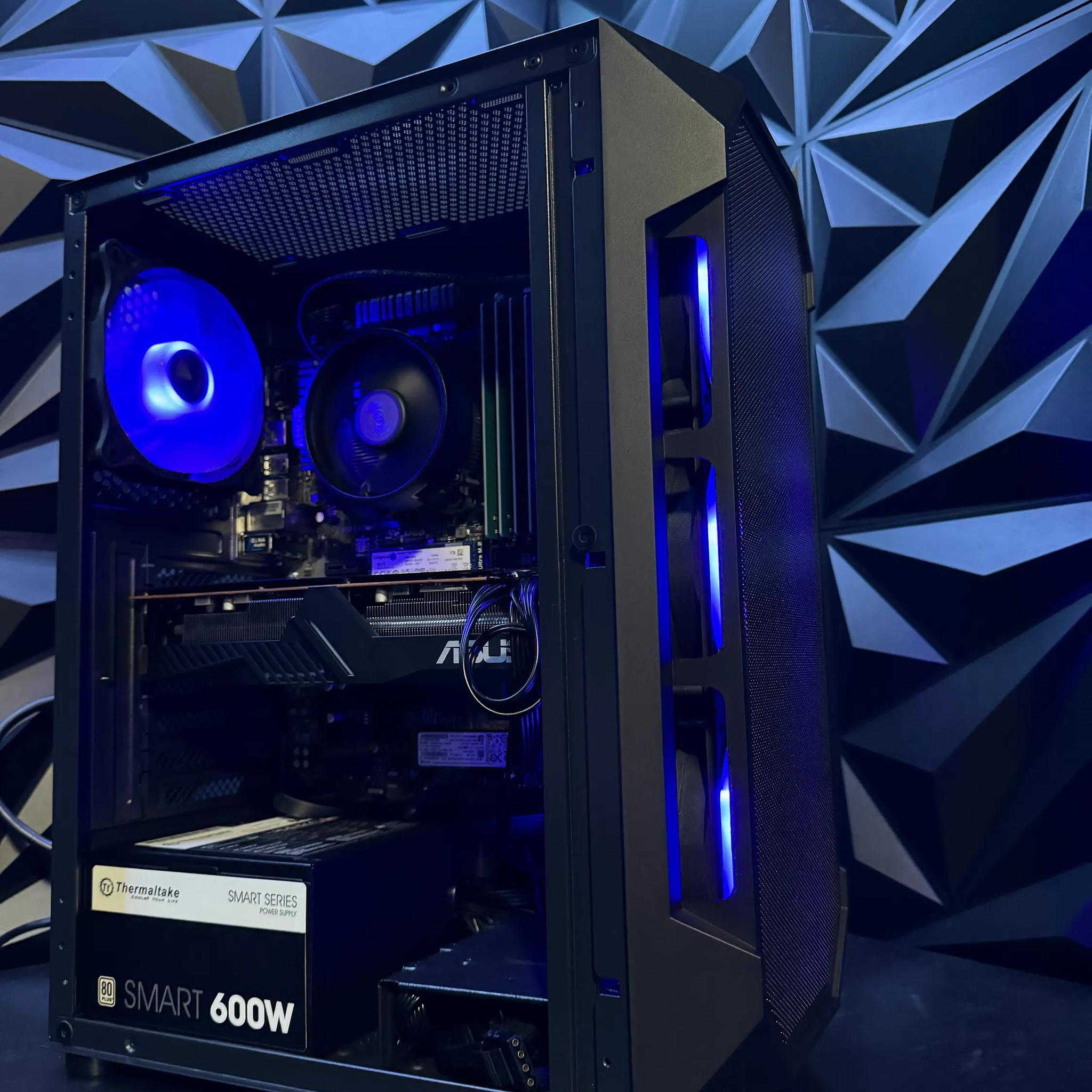 😑That Mid Mid Gaming PC 😑|Ryzen 5500 | RX 5700 XT | 32 GB DDR4 | 1 TB NVME|
