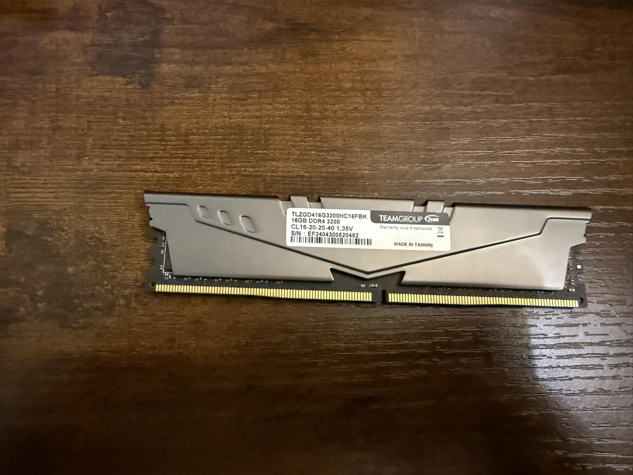 TEAMGROUP T-Force Vulcan Z DDR4 32GB Kit (2x16GB) 3200MHz (PC4-25600) CL16