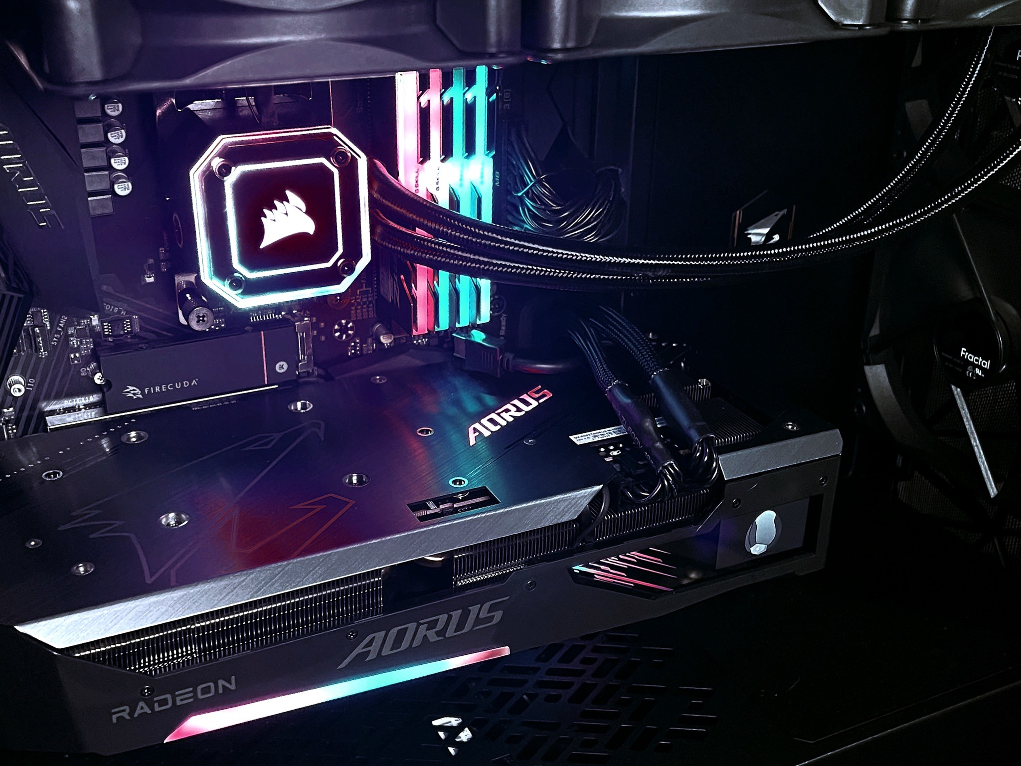 R7 5800X / RX 6800XT Gaming PC Computer