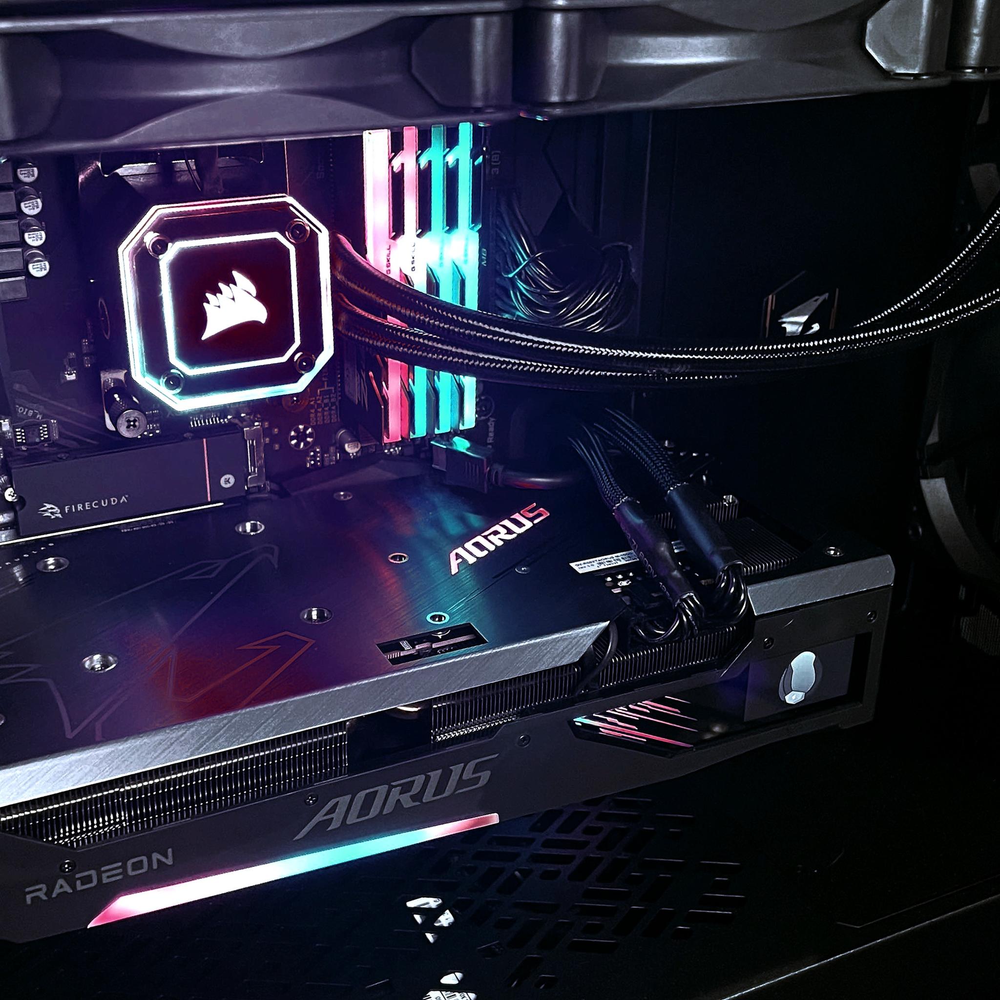 R7 5800X / RX 6800XT Gaming PC Computer