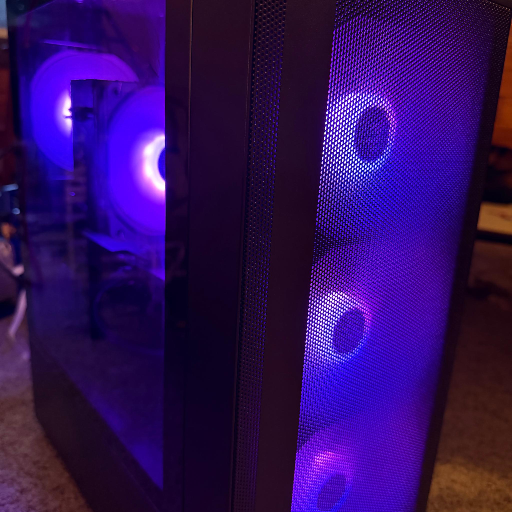 GeForce RTX 4070 Super Custom Gaming PC - Core i7-14700F, 32GB RAM