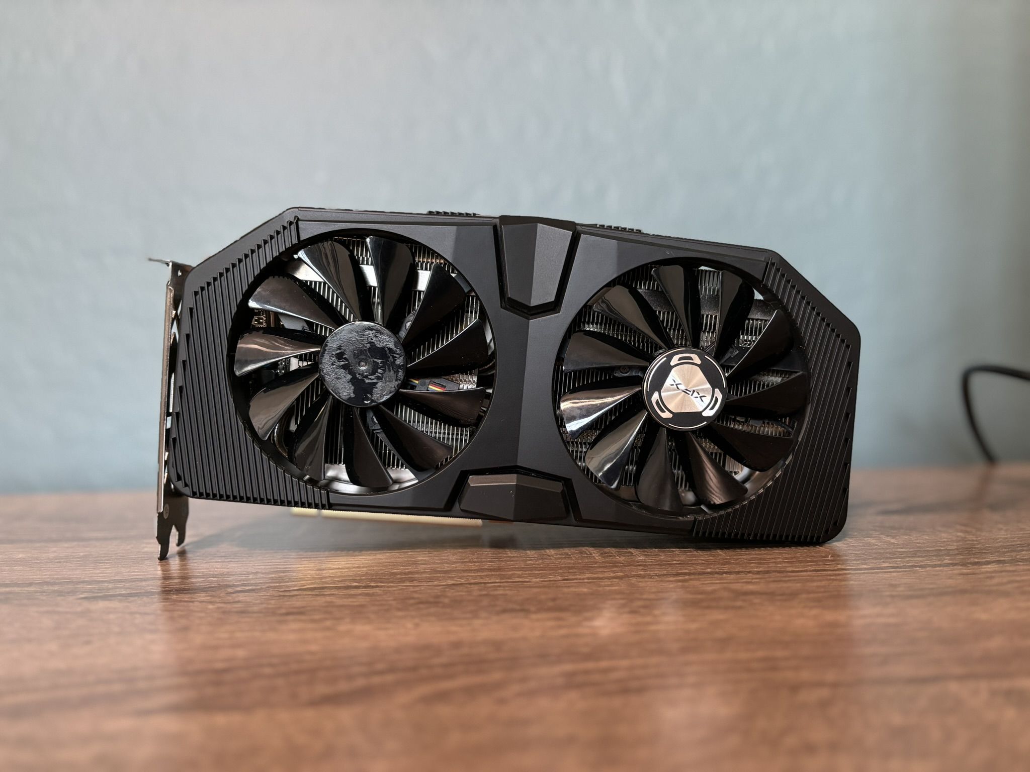 Good Condition RX 5600 XT Gaming GPU