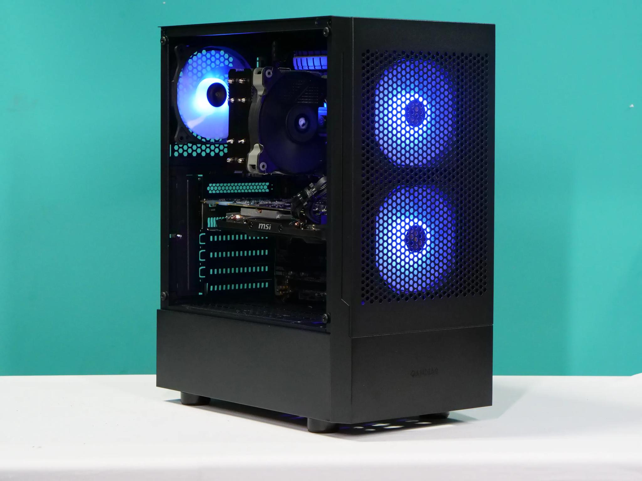 UCW Ready to Play "Set it off" e-sports build. (i7-4790k + GTX 970 + 16gb) Free shipping!