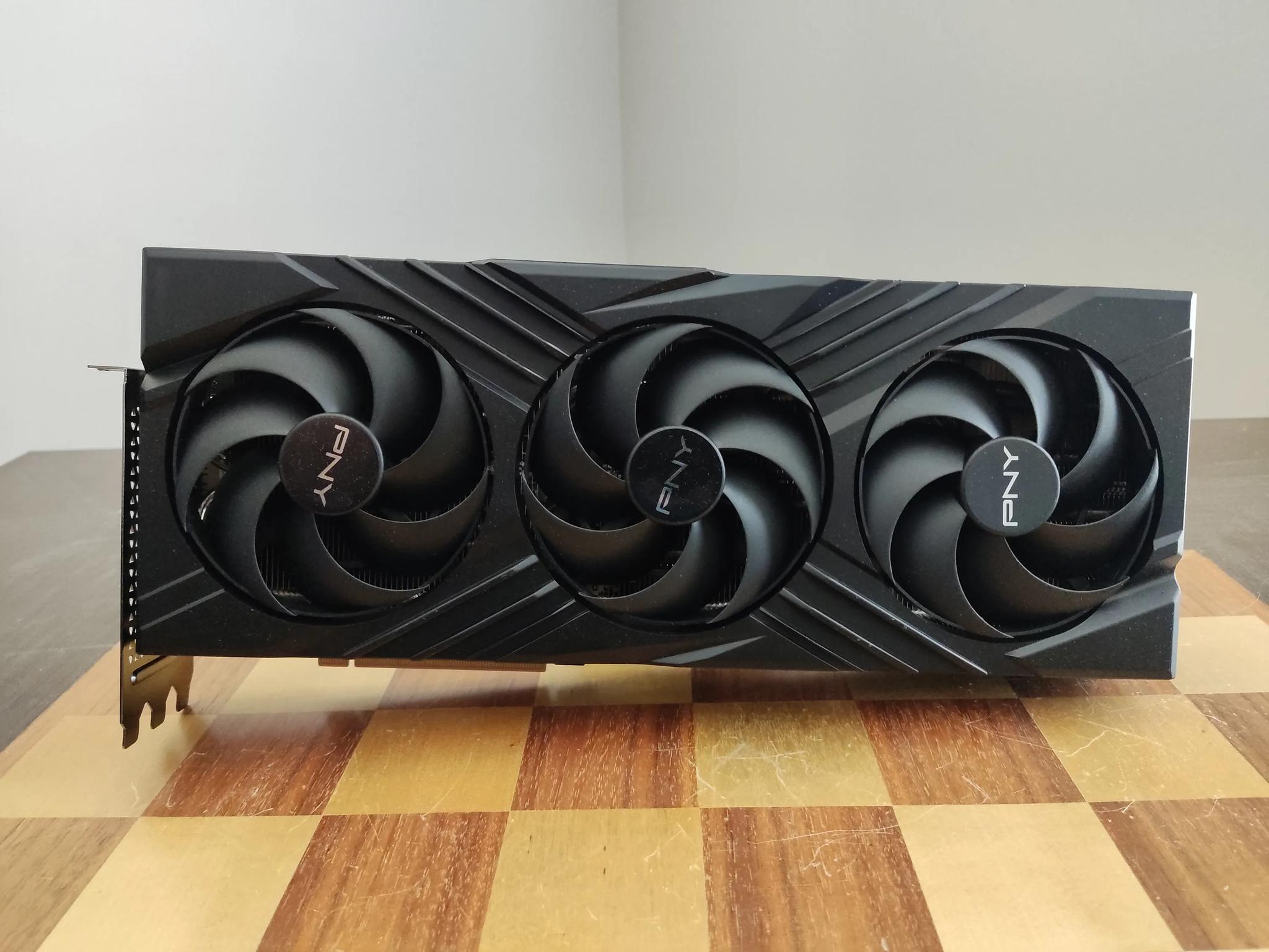 PNY RTX 4080 Big Chungus FPS God GPU