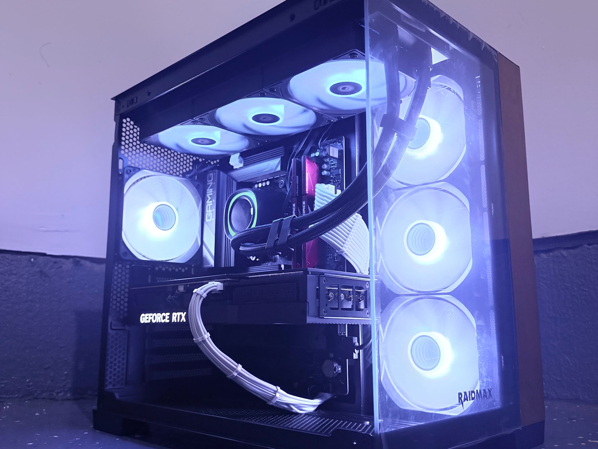 ⚫️"Frozen Timber"🌈| 4K Gaming | RTX 4080 16GB | Ryzen 7 7800X3D | 32GB DDR5 | 2TB SSD | Free Ship