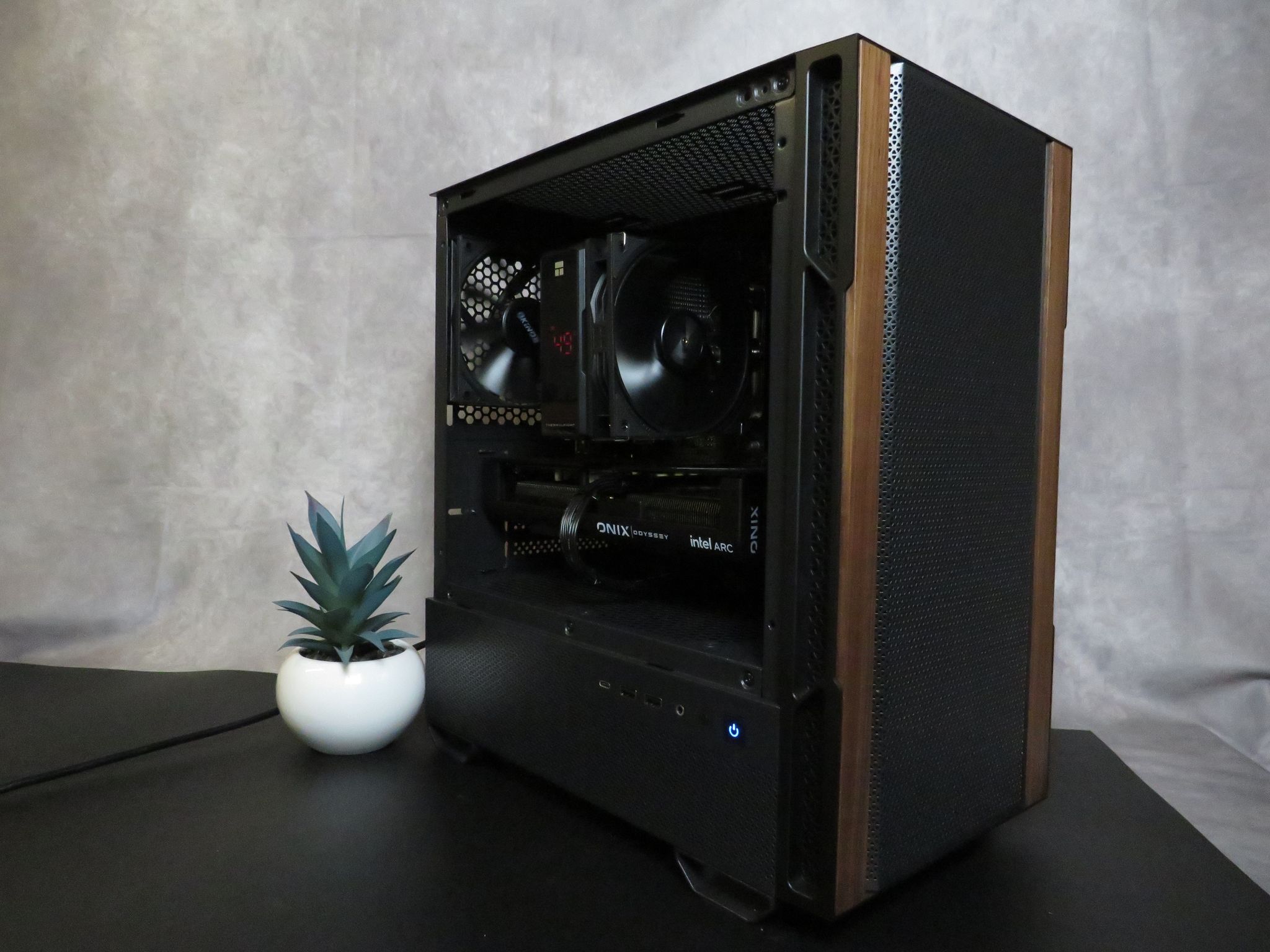 ARC 1440P Gamer! Ryzen 7 5700 + Intel Arc B580 + 16 GB DDR4 + 1 TB SSD