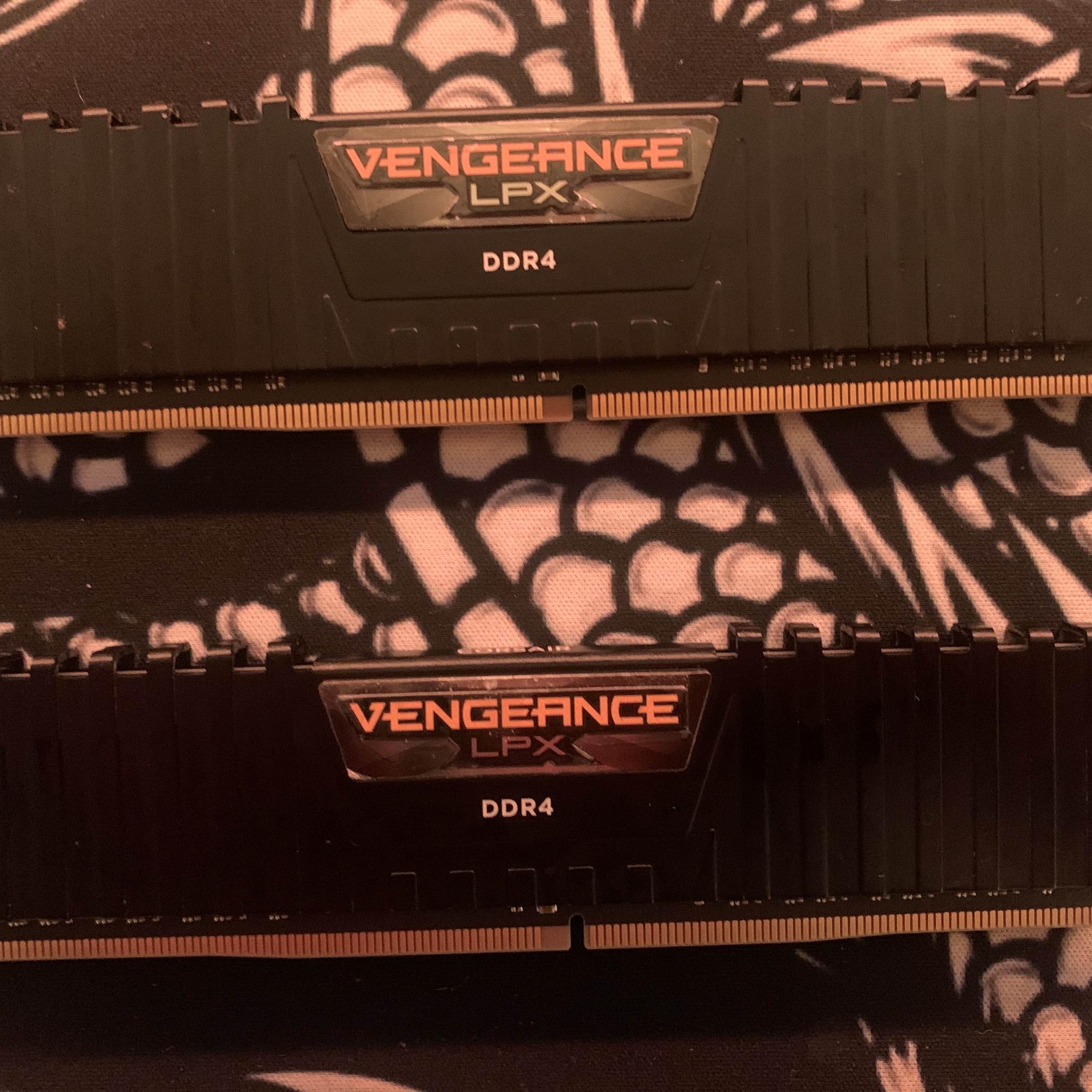 Corsair Vengeance LPX 16GB (2x8GB) DDR4‑3200 CL18 – Black