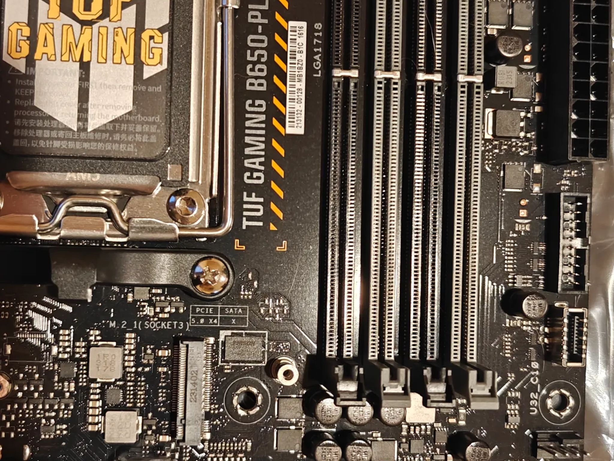 ASUS TUF Gaming B650-PLUS Wi-Fi Socket LGA 1700 AMD ATX Gaming Motherboard