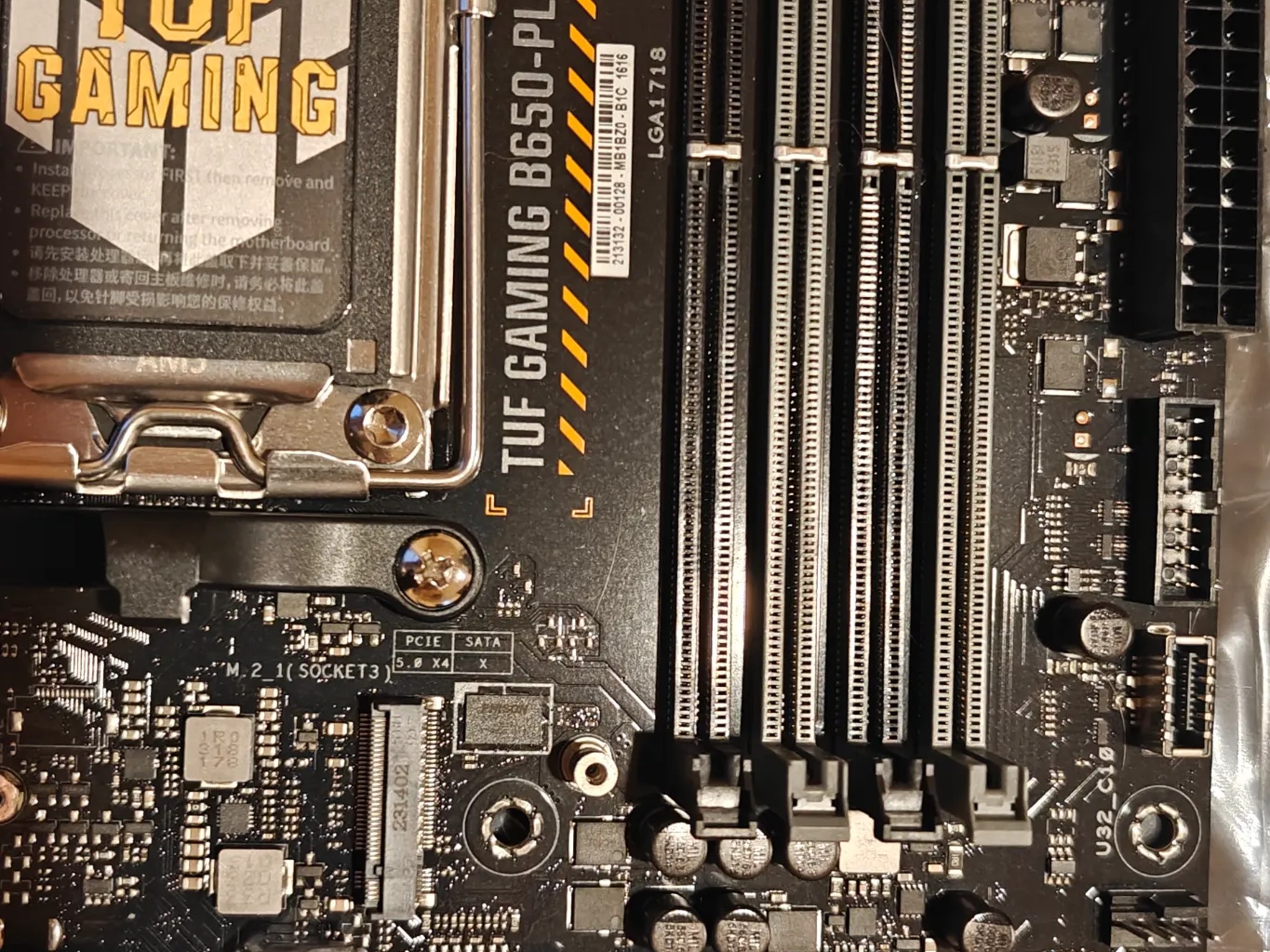 ASUS TUF Gaming B650-PLUS Wi-Fi Socket LGA 1700 AMD ATX Gaming Motherboard