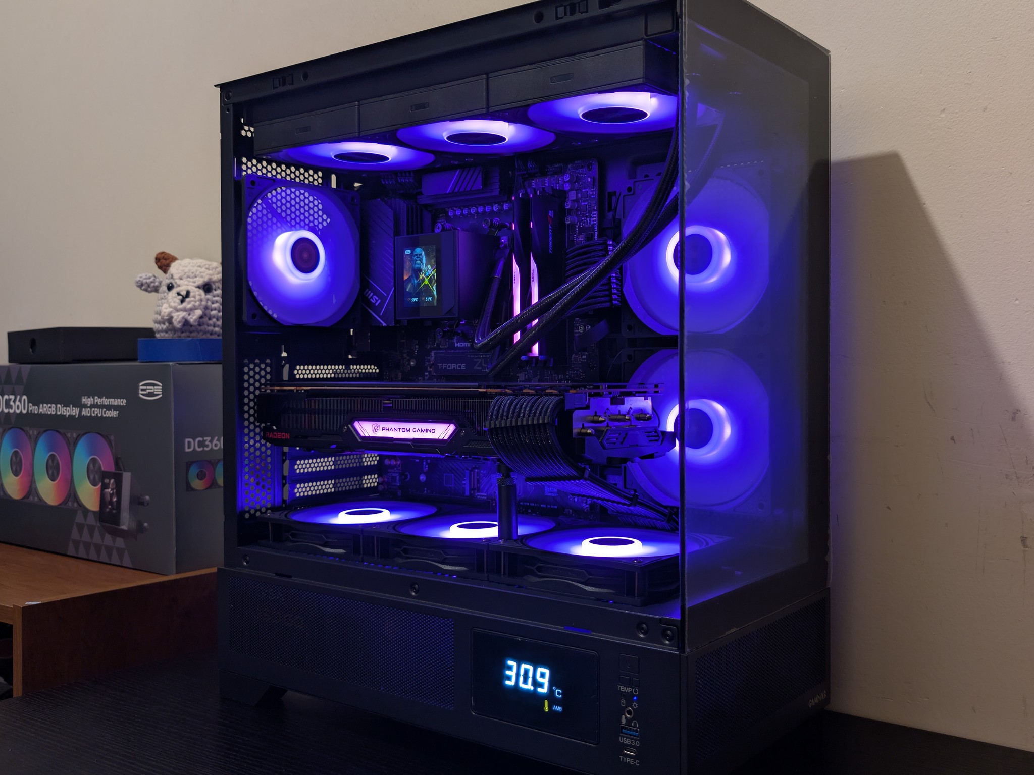 🔥🐦‍⬛ 1440p Gaming Beast | RX 6950XT | Ryzen 7 7700X | 2TB SSD | 32GB RAM | WiFi 6 & Bluetooth 🐦‍⬛🔥