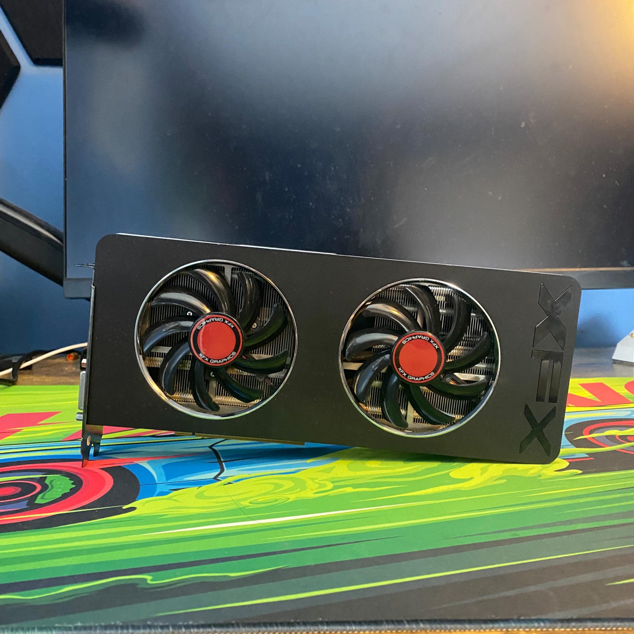 XFX RADEON R9 280 GDDR5 GPU AMD