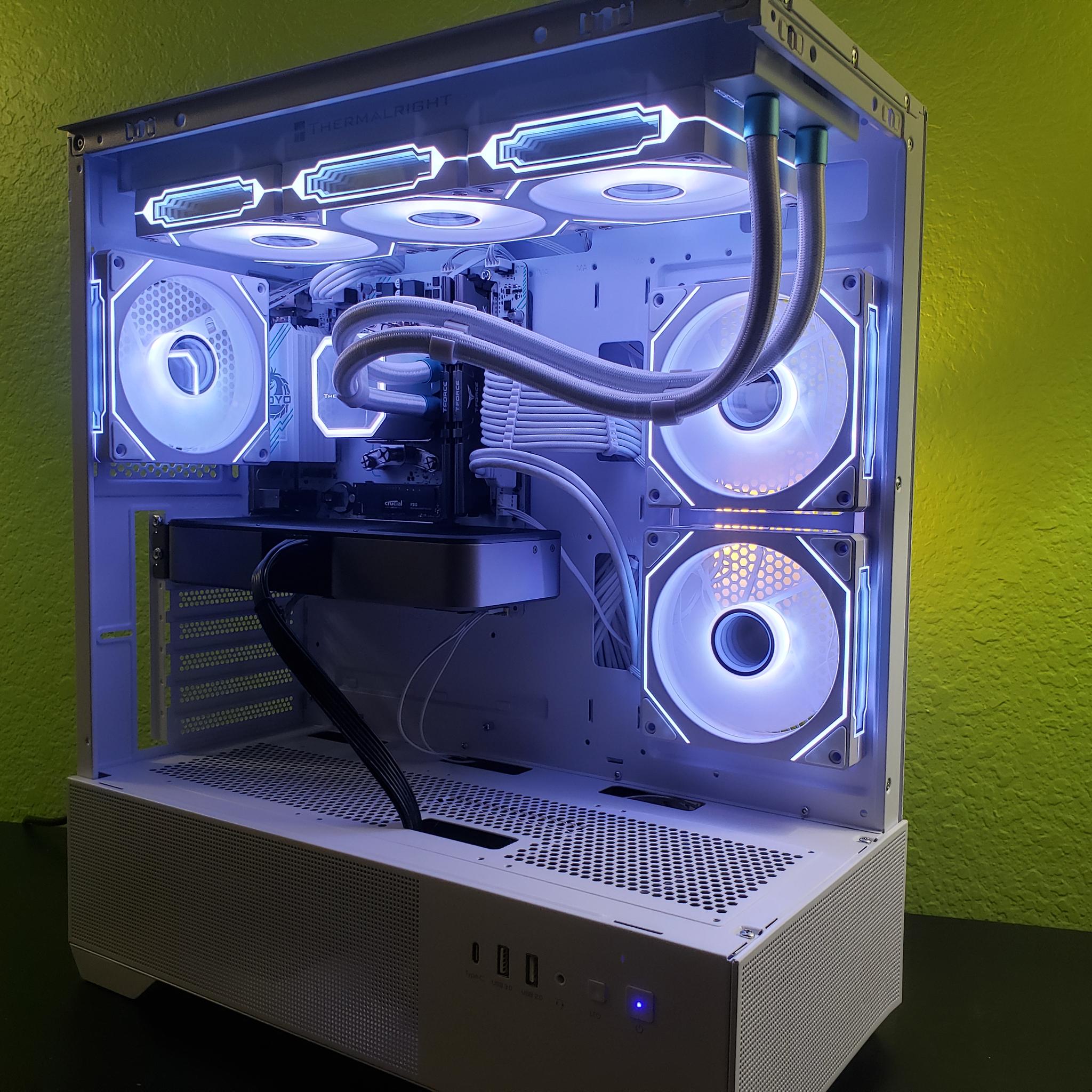 Gaming PC | RTX 3070 | Ryzen 7 3700x | 16GB RAM| Wi-Fi and Bluetooth