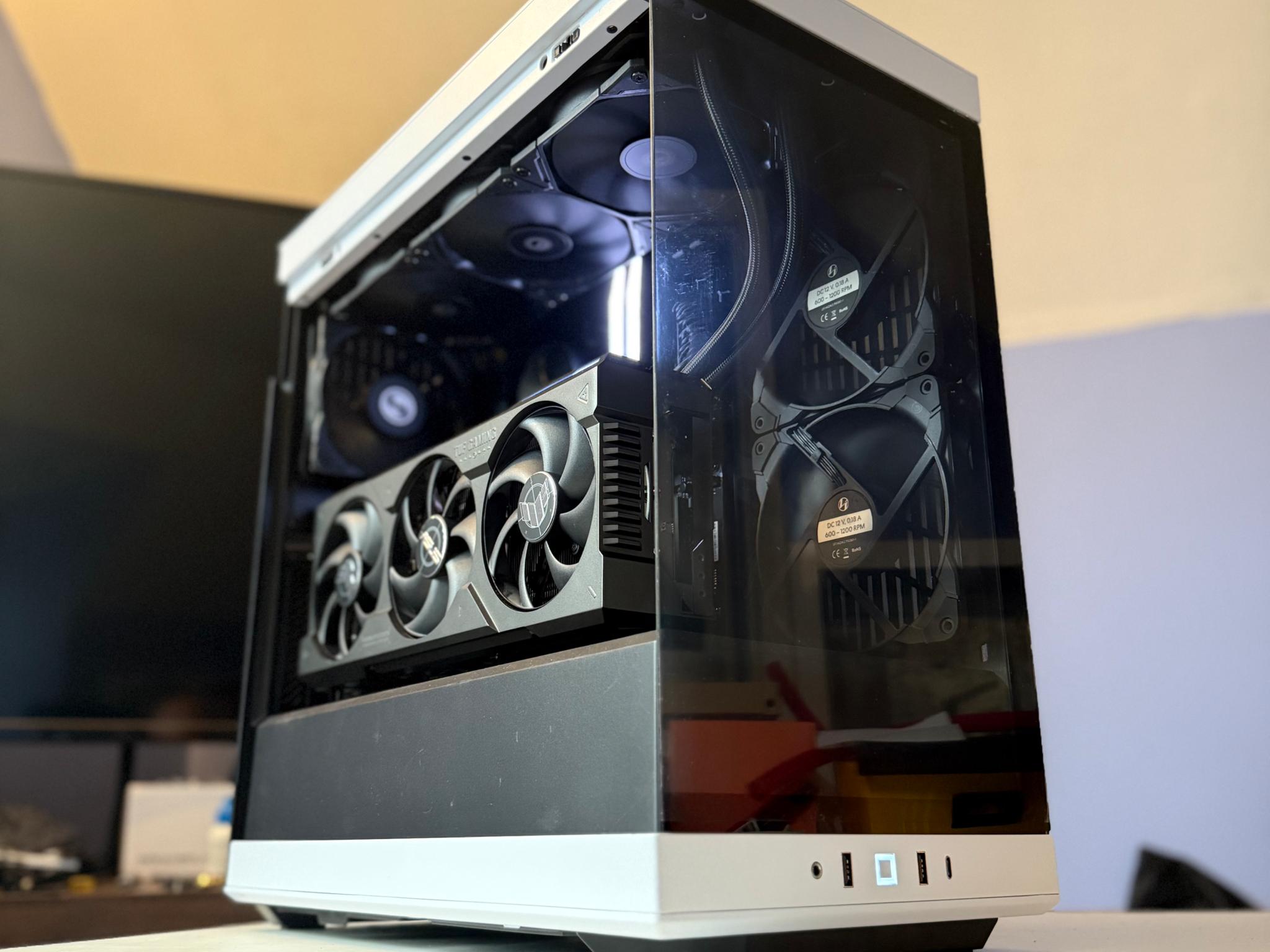 🐼 RTX 4080 | Ryzen 7 7800X3D | 32GB DDR5 | 2TB SSD