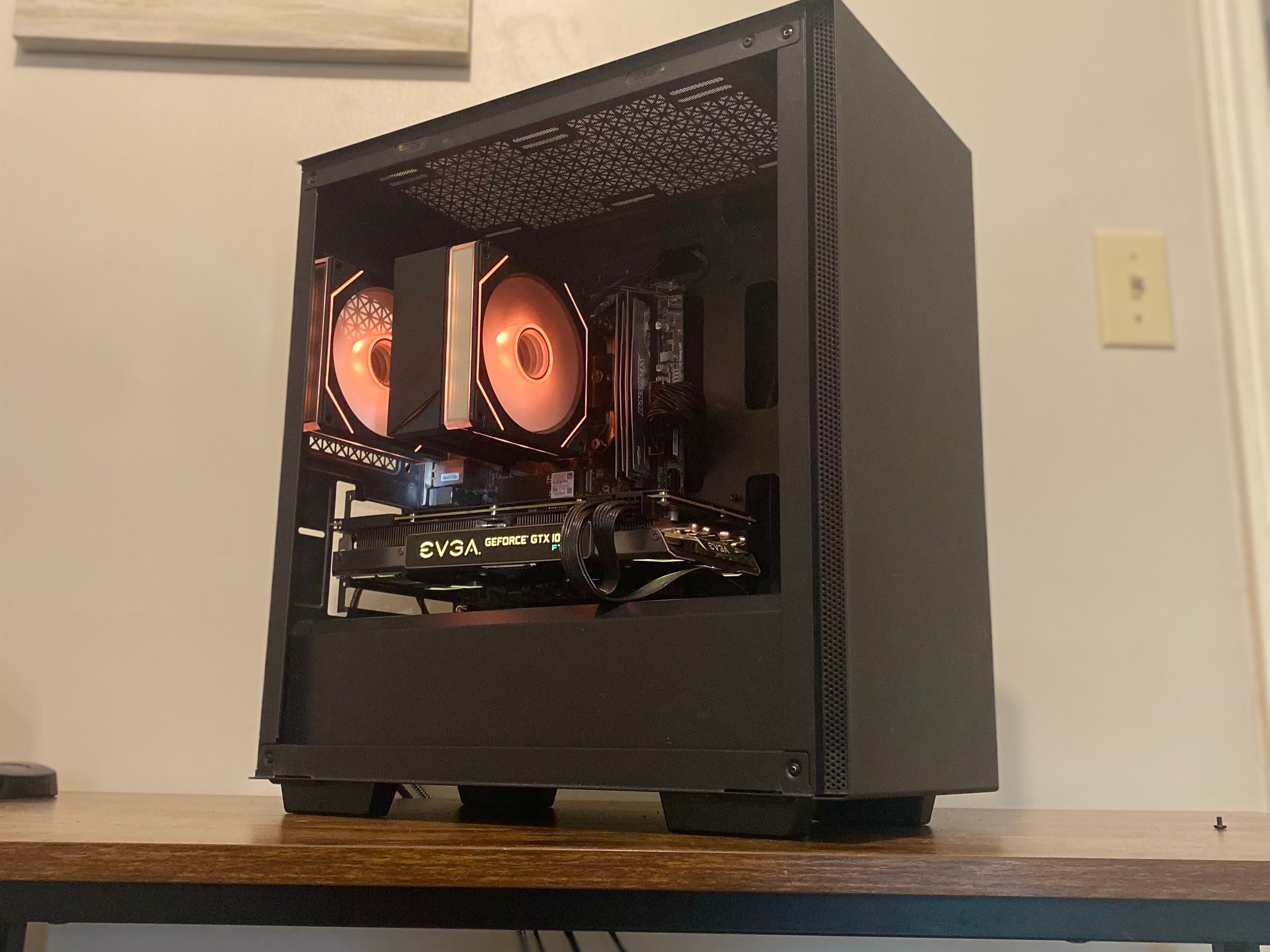 Gaming PC | GTX 1080 FTW 2 Edition | Ryzen 5 2600 | 16 Gb ram 2666 | 512 Gb ssd | windows 11 + wifi