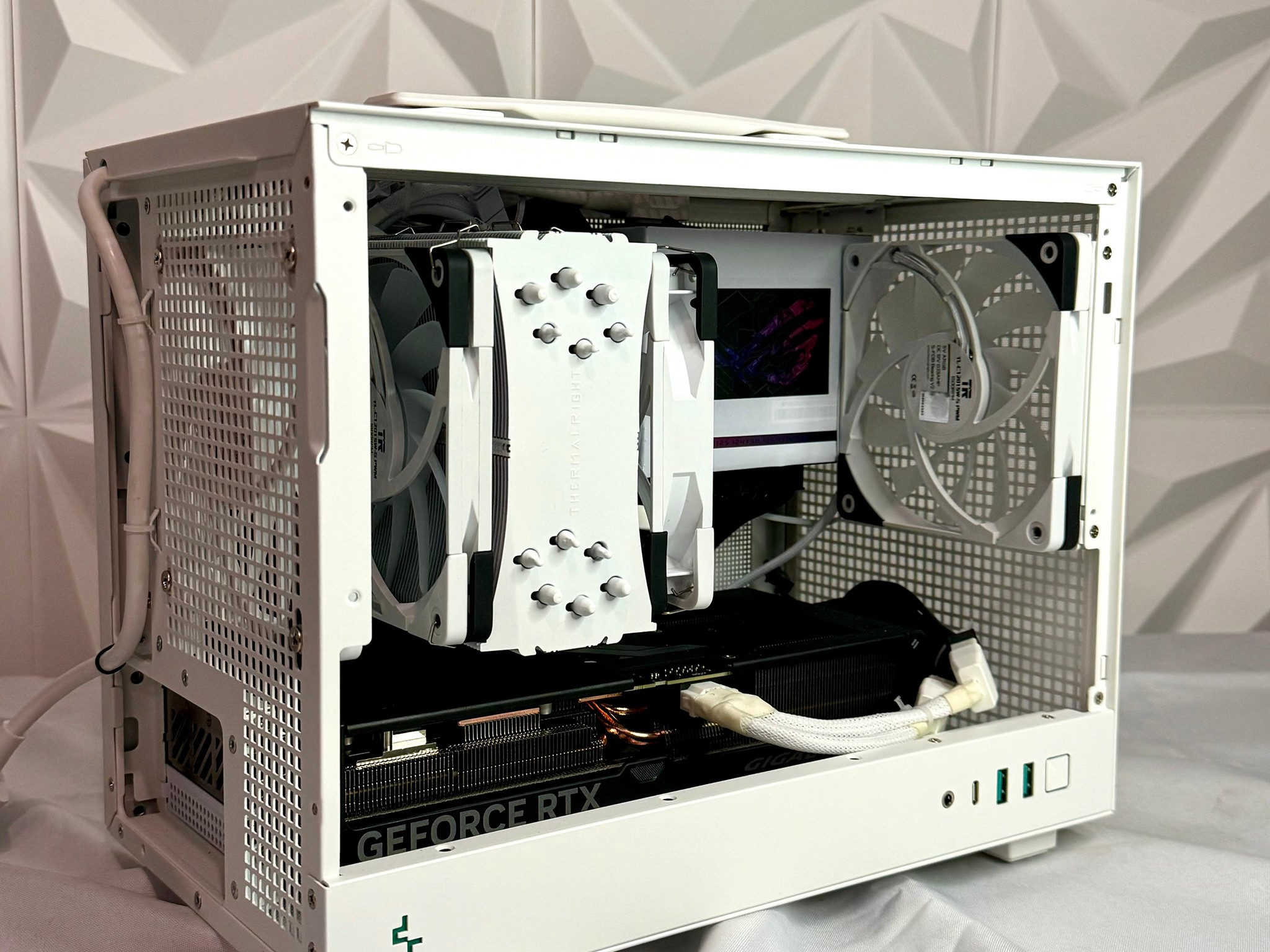 👶🏼🐰| Highend ITX Gaming Pc | 7700x, 4080, 64gb, 1tb, free keyboard