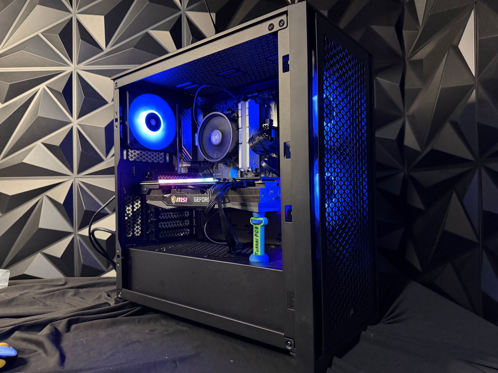 ⚡🖤 The Dark & Stormy 🌩️💨 Ryzen 5 5500| RTX 3070| 32 GB DDR4| 1 TB NVMe