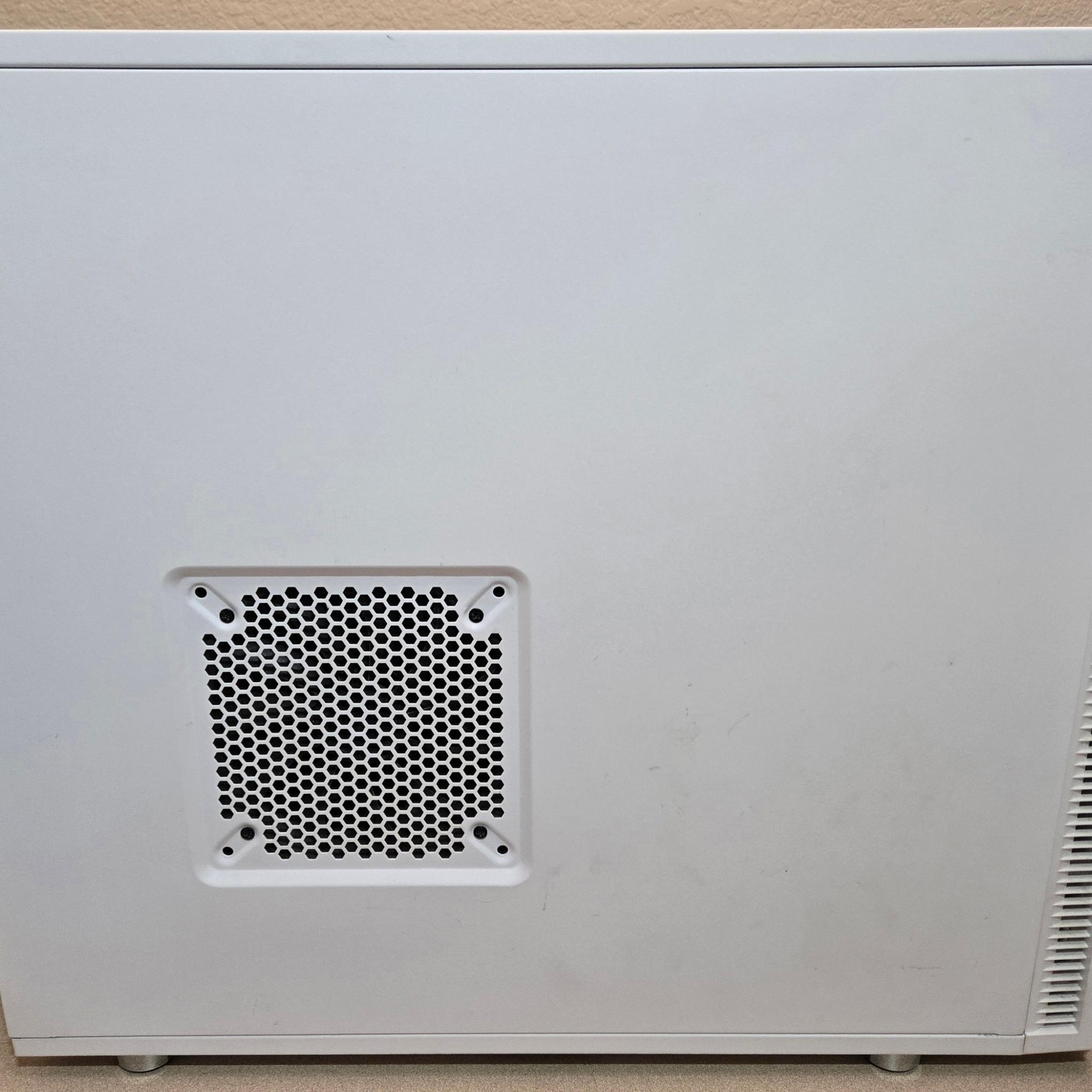 Custom White Gaming Rig | Intel i7-7700K + NVIDIA EVGA GTX 1080 SC – Built to Dominate