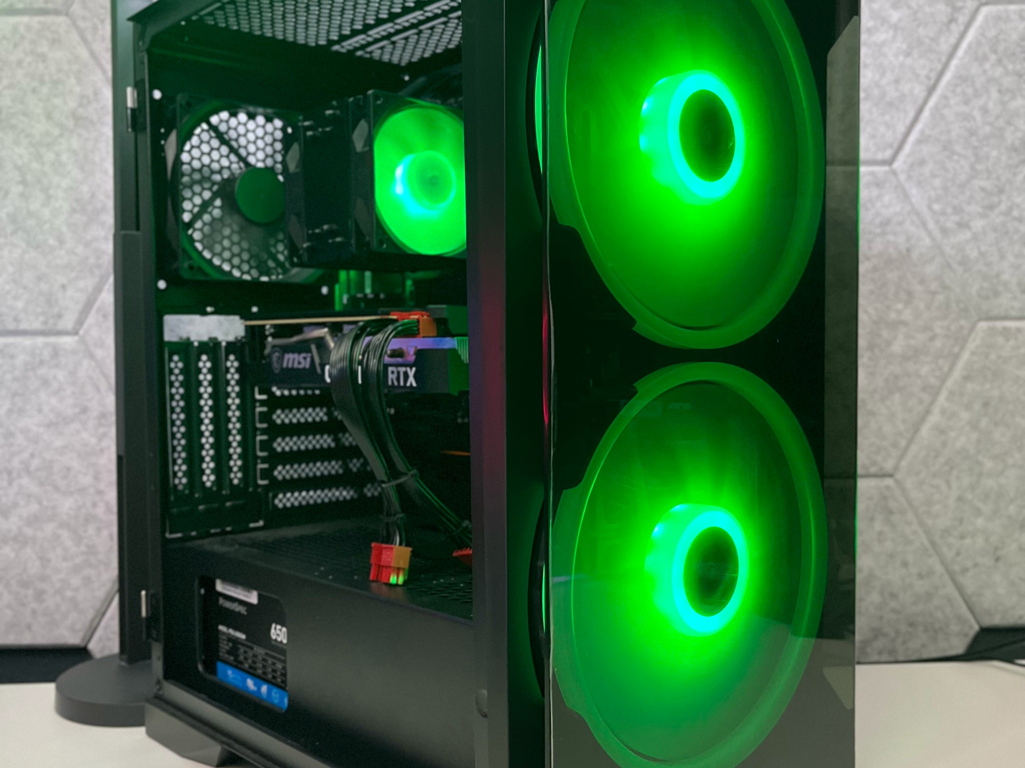 RTX Performance 🔥 i3-12100 | 3060Ti 8GB | 32GB DDR4 | 1TB SSD | Wifi