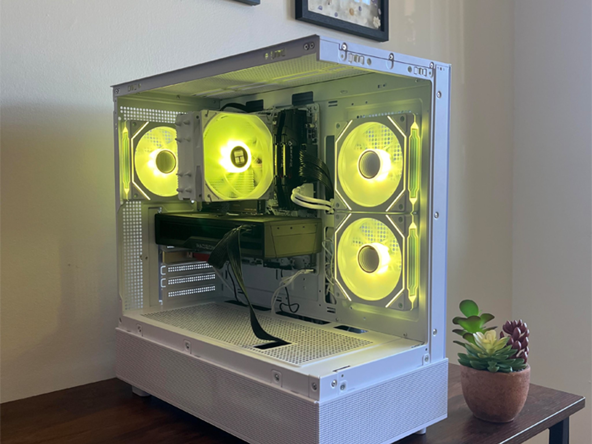 White Night - 6800XT - 5600X - 32GB - 2TB SSD