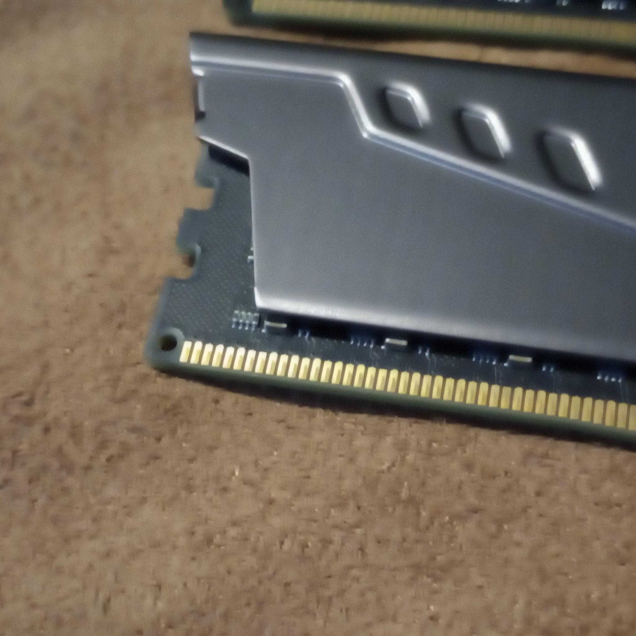 Team T-Force Vulcan Z DDR4-3200 64GB (32x2) CL16