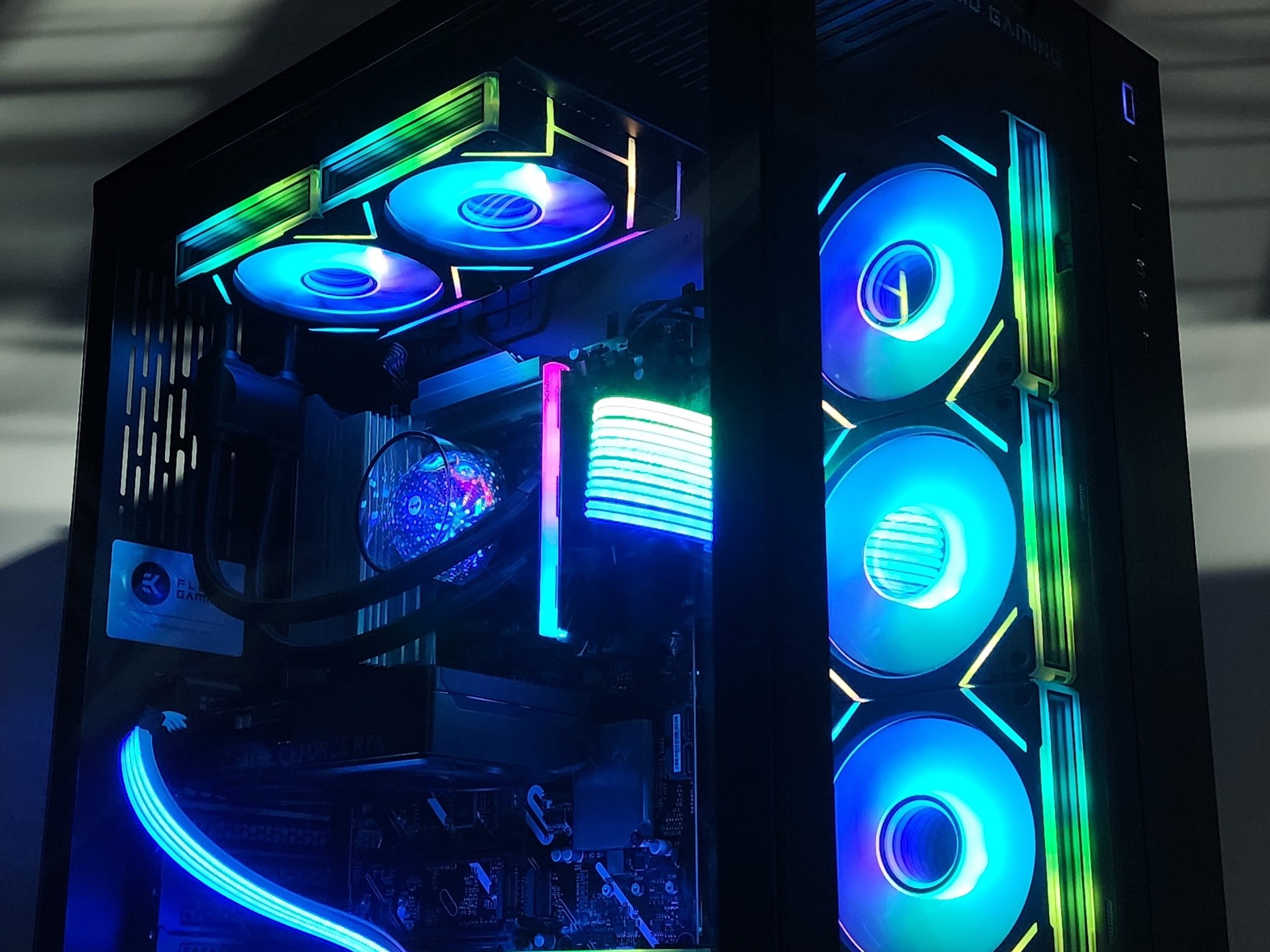 Gaming PC Intel Ultra 5 225F 16GB RAM 1TB SSD RTX 5060  8GB Windows 11 Computer