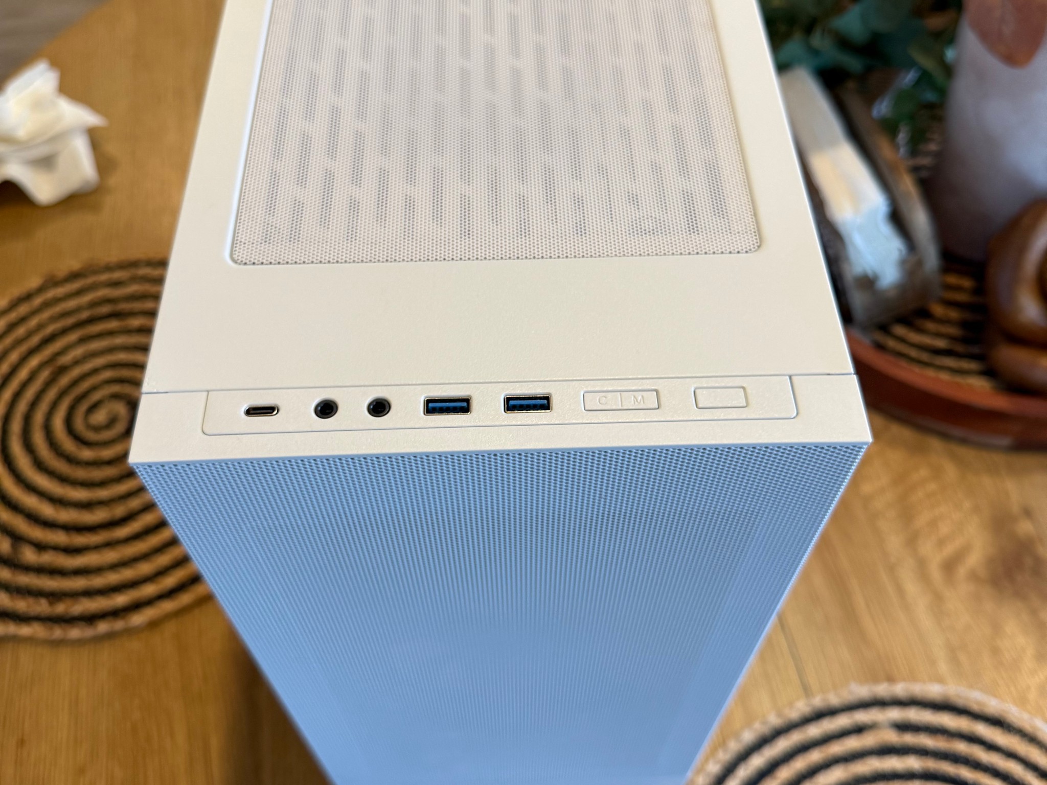 RTX 5080 (16GB) | Ryzen 7 9800X3D | 32GB DDR5 | 4TB NVMe SSD