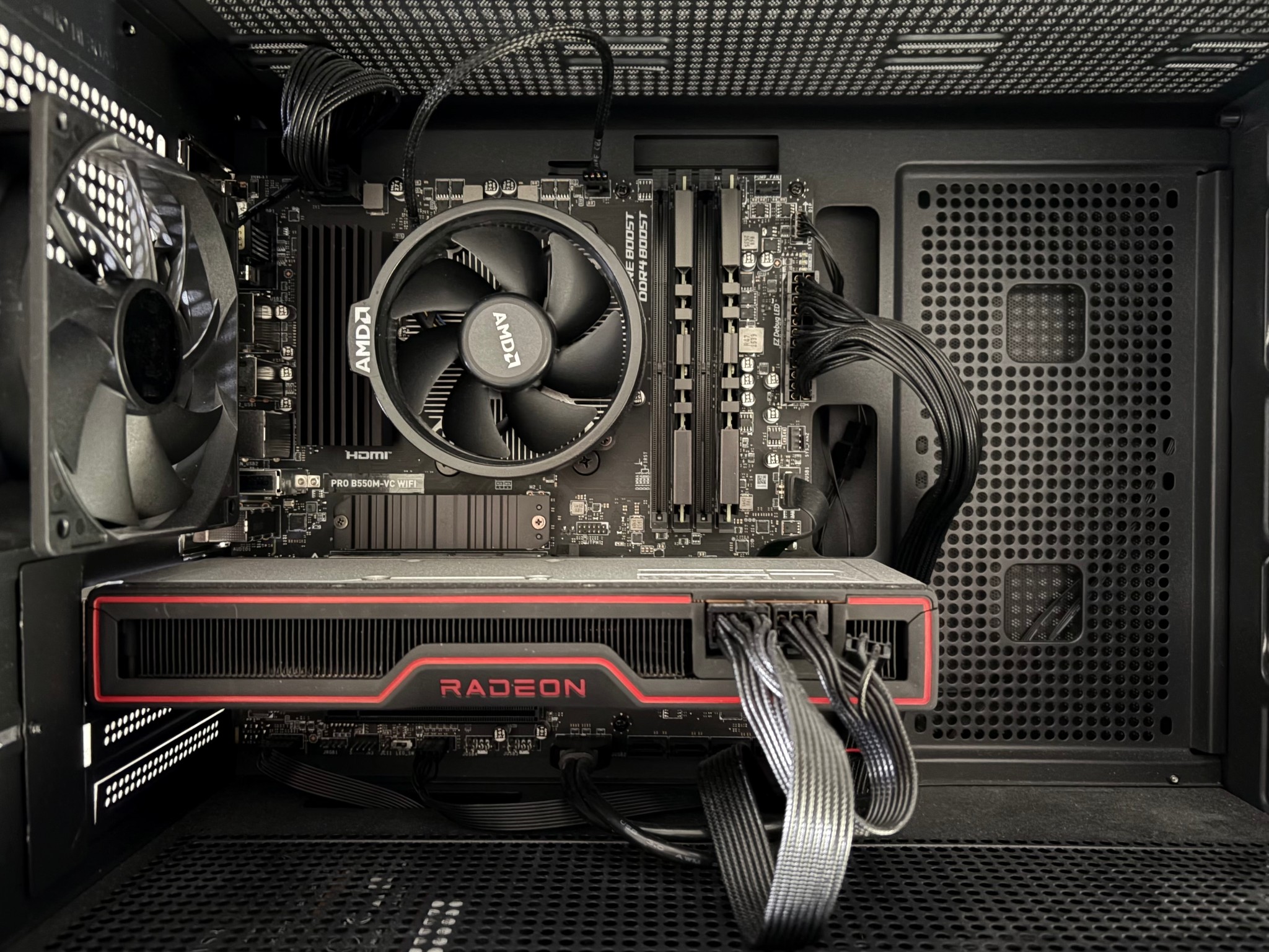 Custom 1440p Rig | Ryzen 5 | RX 6700XT | 16 GB DDR4 RAM